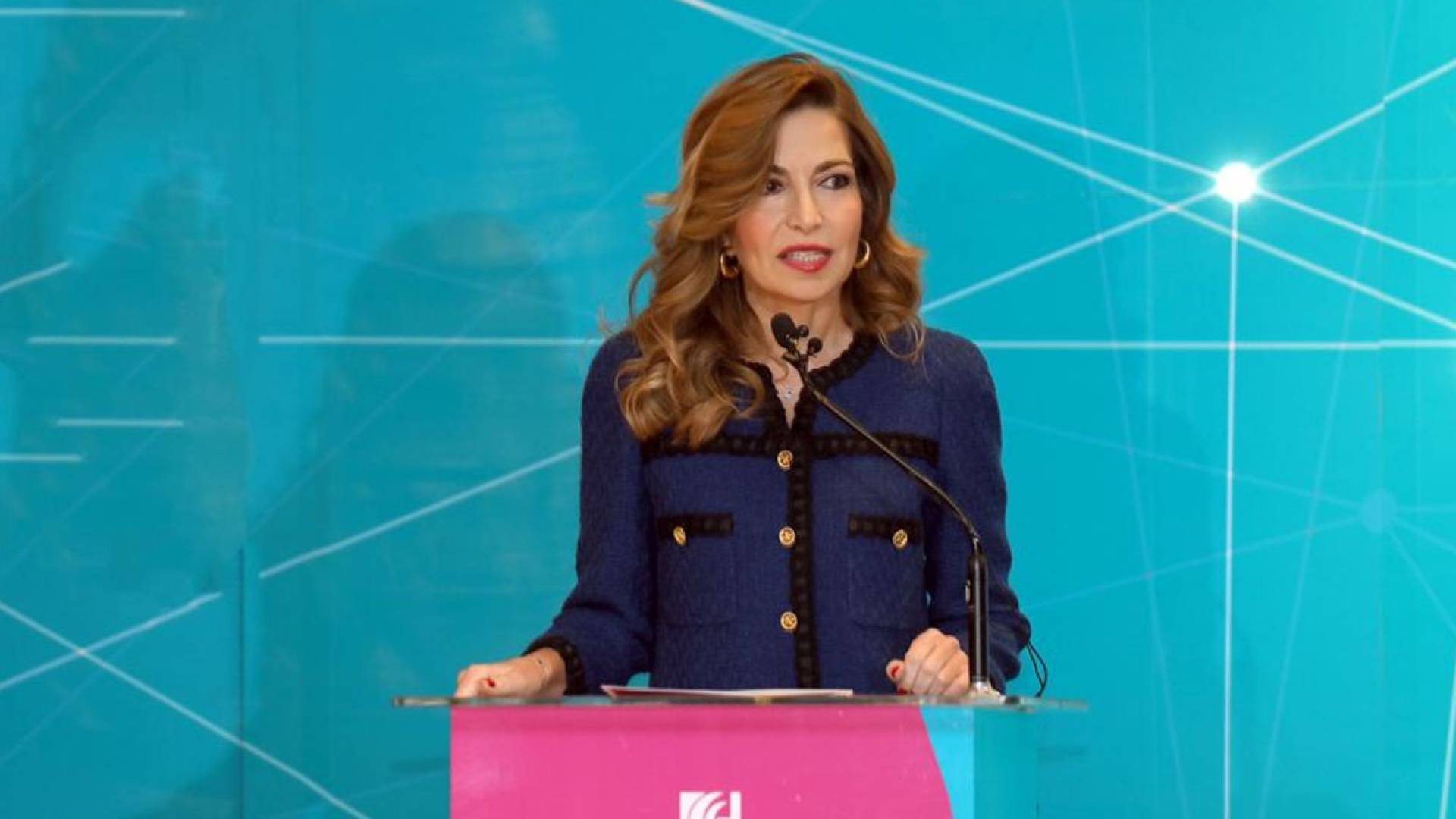 توقيع اتفاقية تأمين الأردنيين لمرض السرطان