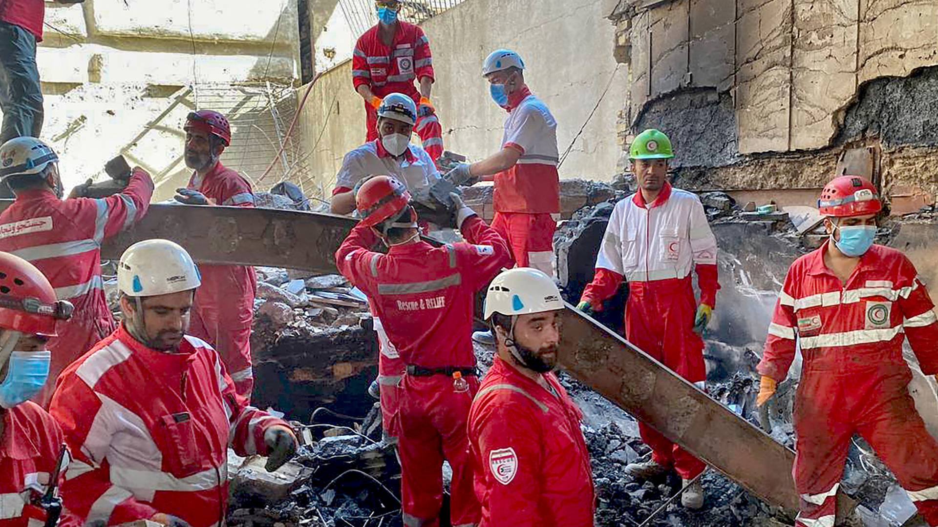 فرق الإسعاف في إيران