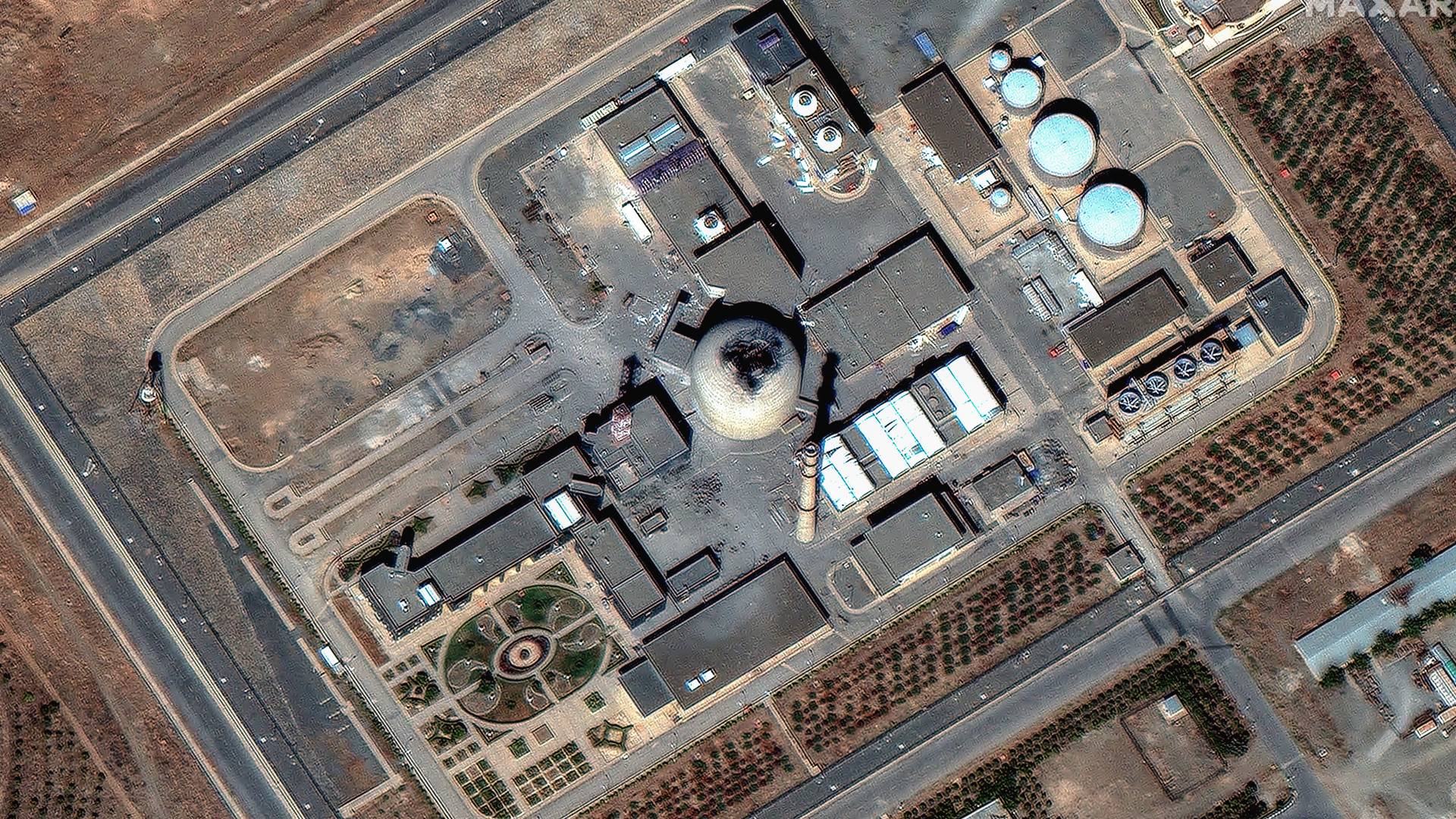 استهداف منشأة آراك النووية في وسط إيران بعد ضربة ليلية