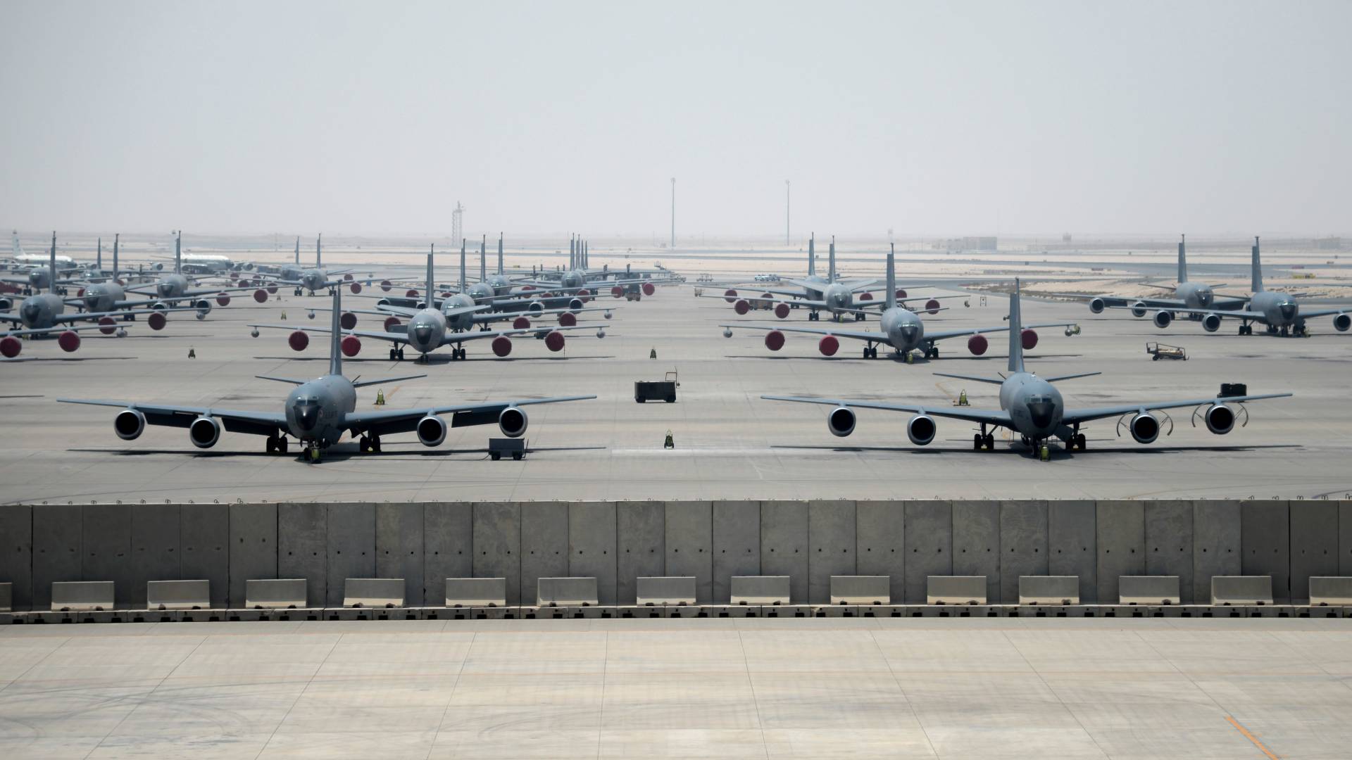 قاعدة العديد