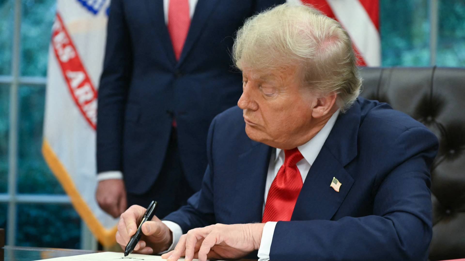 دونالد ترمب