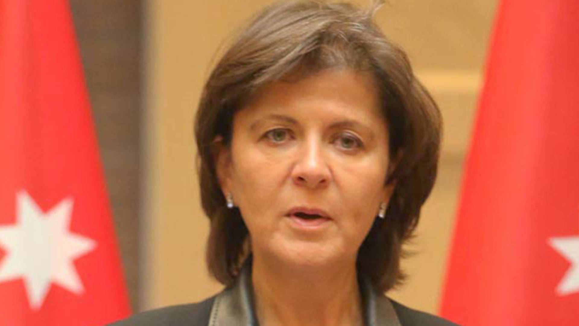 وزيرة السياحة لينا عناب