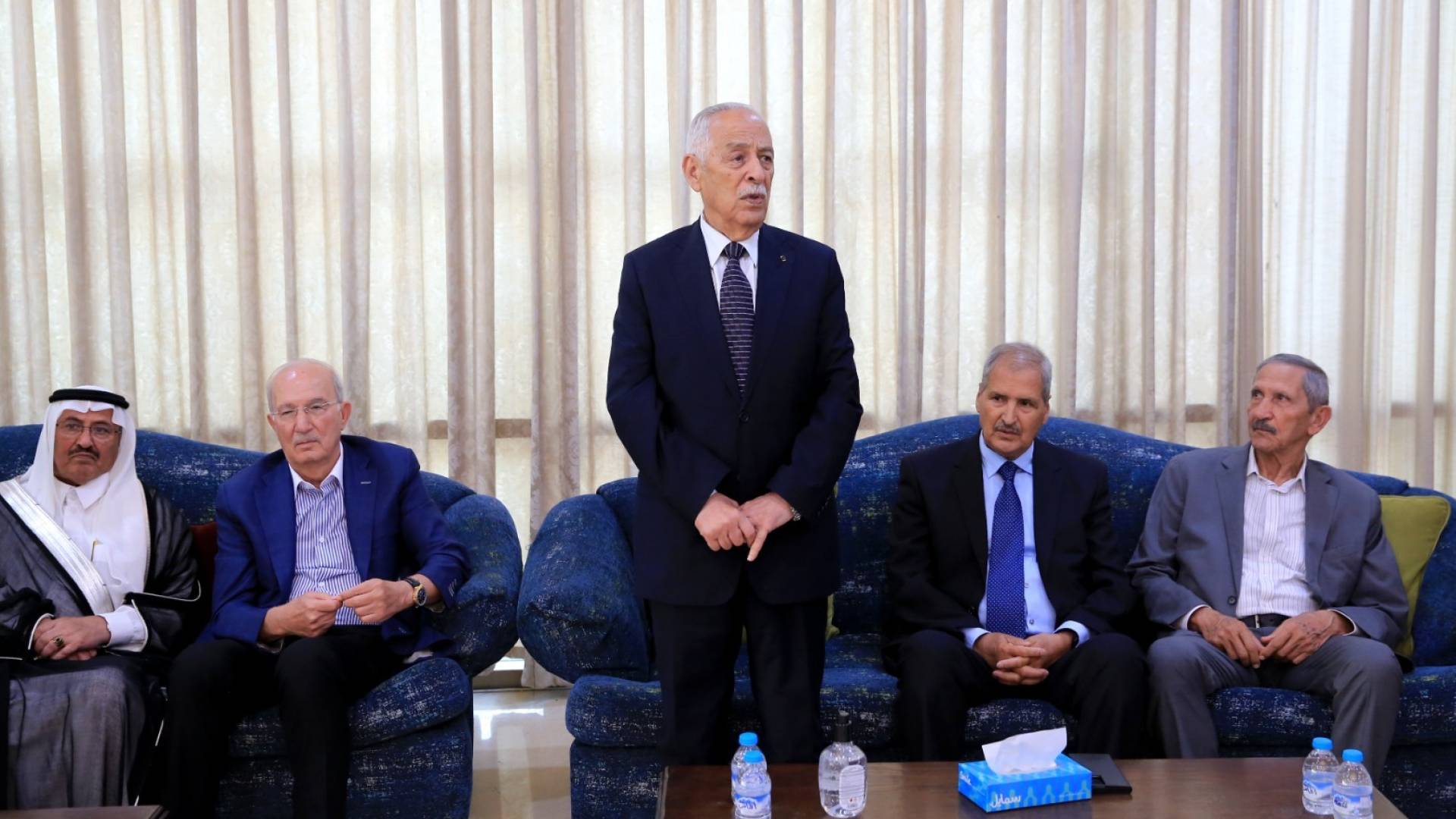 رئيس الديوان الملكي الهاشمي يوسف حسن العيسوي