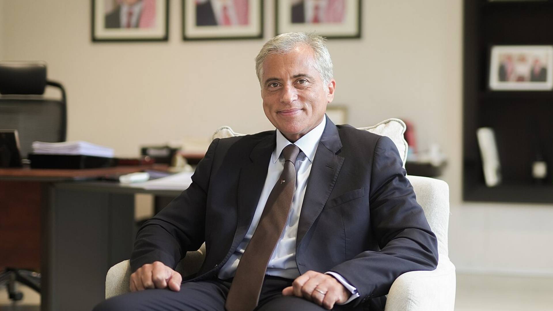 رئيس الوزراء جعفر حسان