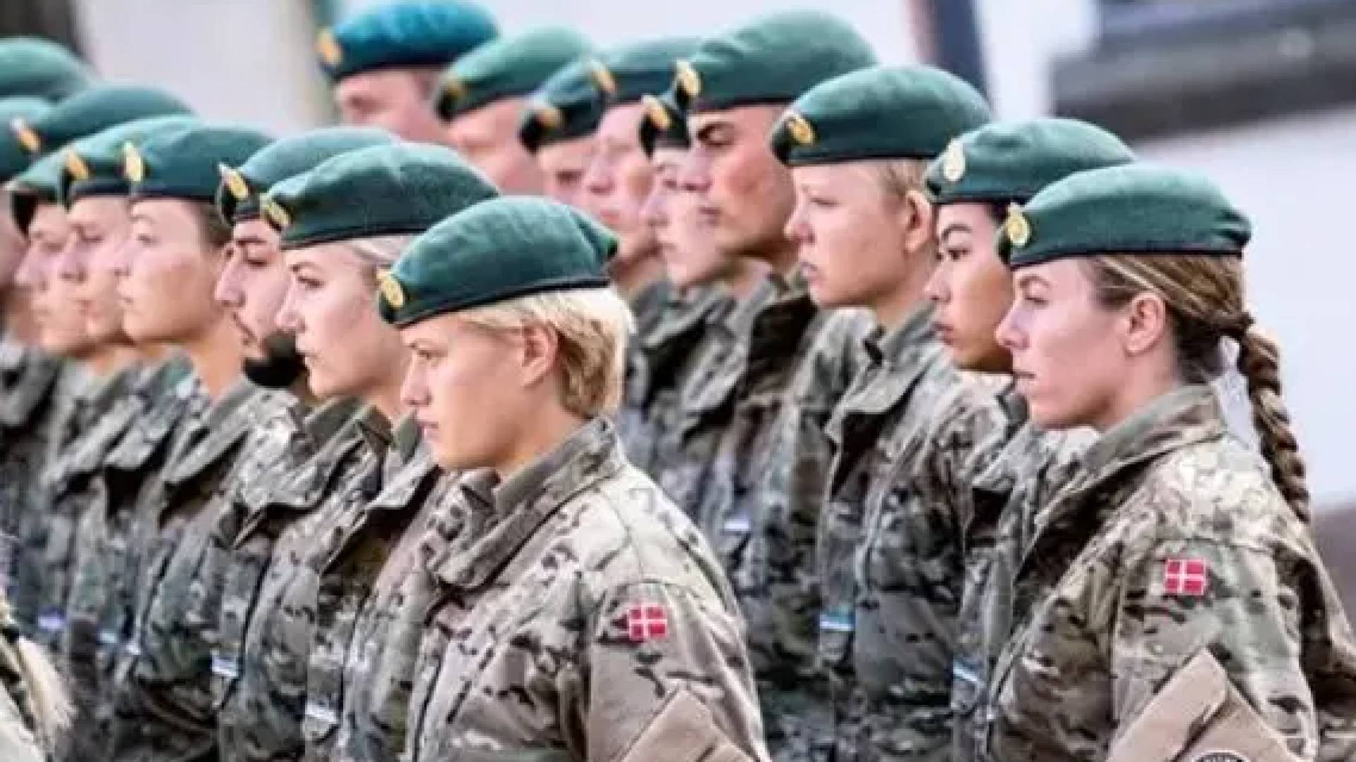 من النساء المجندات في الدنمارك