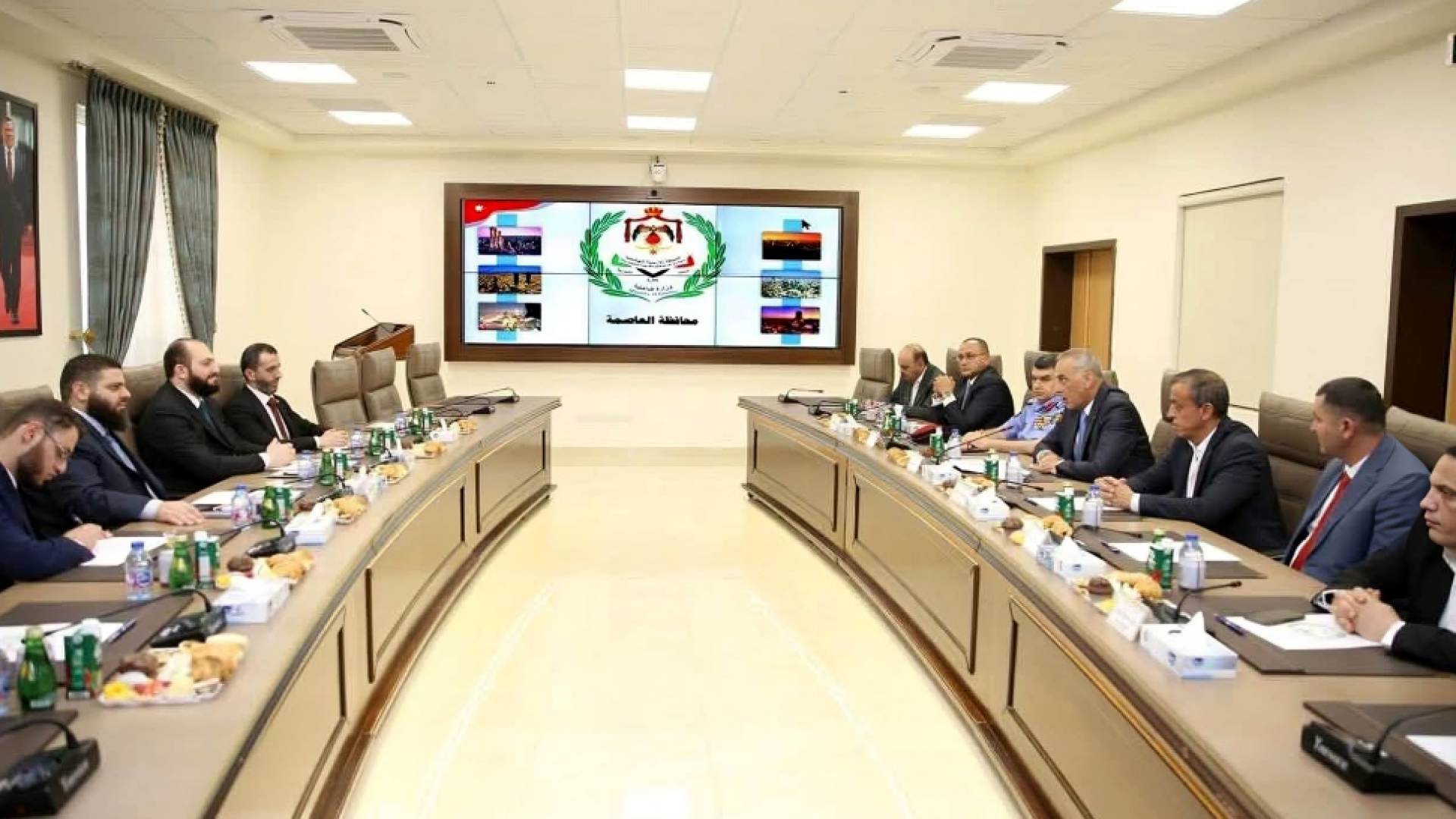 محافظ العاصمة يلتقي محافظ دمشق ومحافظ ريف دمشق