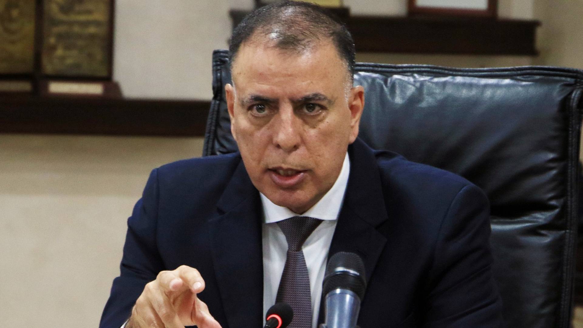 وزير الداخلية مازن الفراية