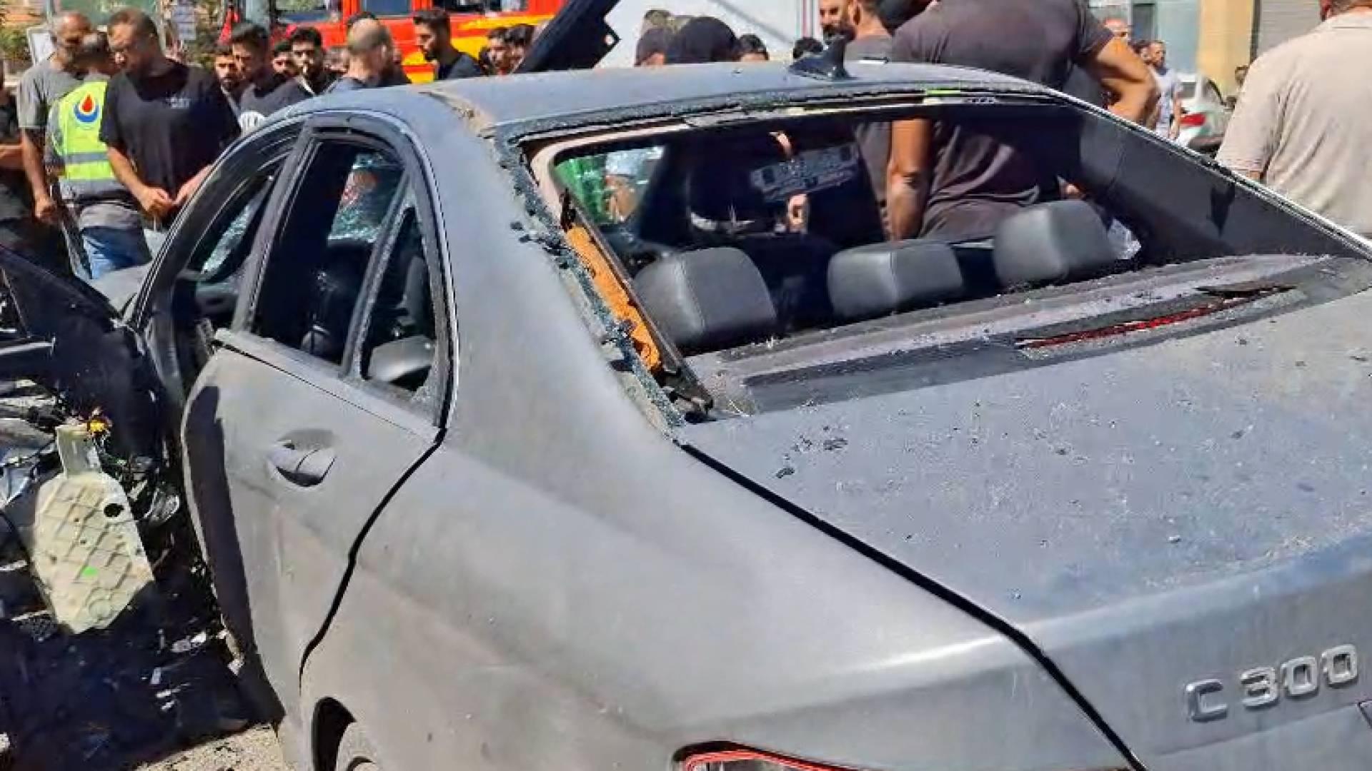 شهيد وجريحان في غارة للاحتلال استهدفت سيارة جنوب لبنان