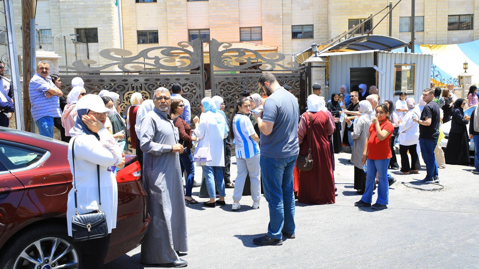 طلبة توجيهي - تعبيرية