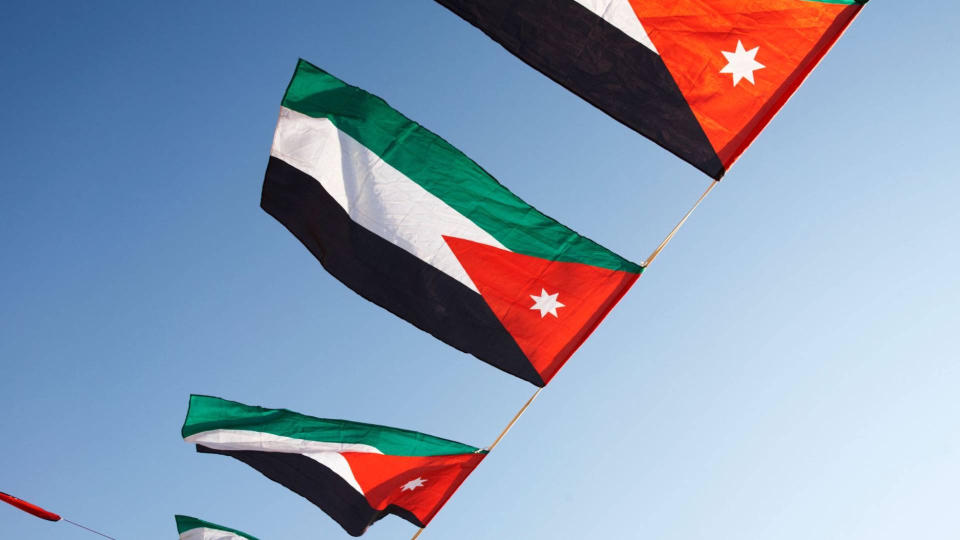 الهيئة الإدارية الجديدة المنتخبة للاتحاد النسائي العام تستلم مهامها بعد استكمال الإجراءات القانونية