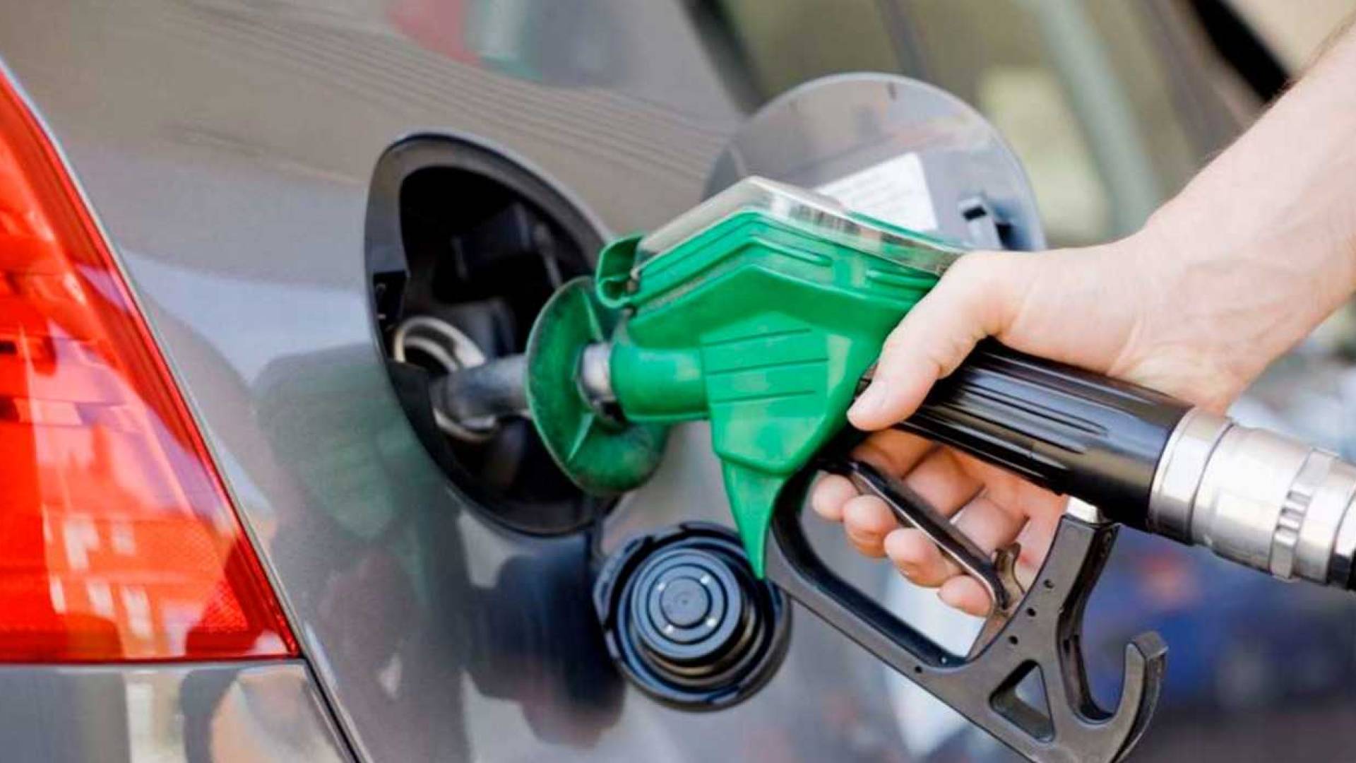 وزارة الطاقة: انخفاض أسعار البنزين يقابله ارتفاع الديزل والكاز عالميا