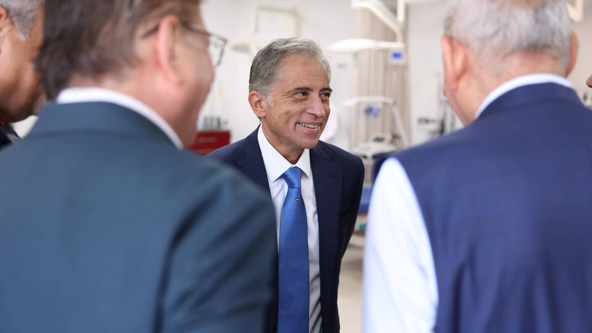 رئيس الوزراء جعفر حسان