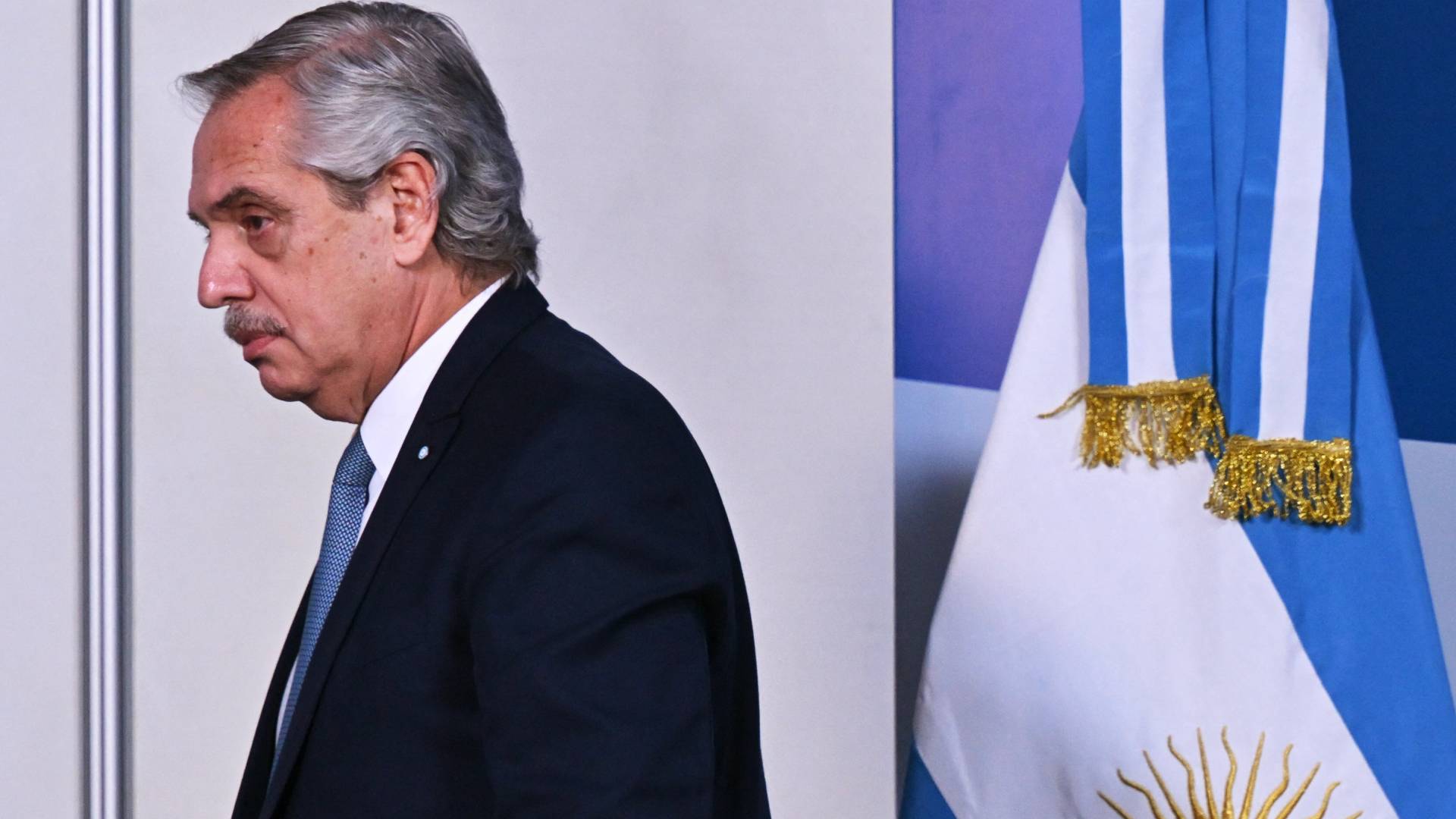 الرئيس الأرجنتيني السابق ألبرتو فرنانديز