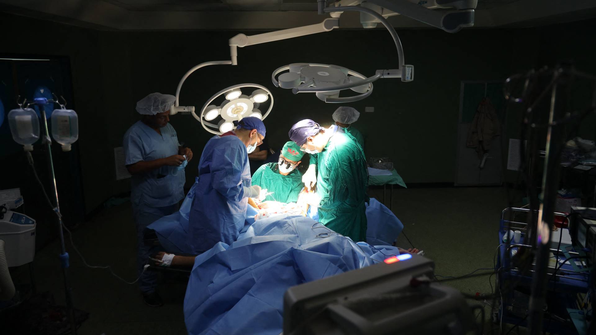 انقطاع الكهرباء عن مستشفيات غزة بسبب نقص الوقود