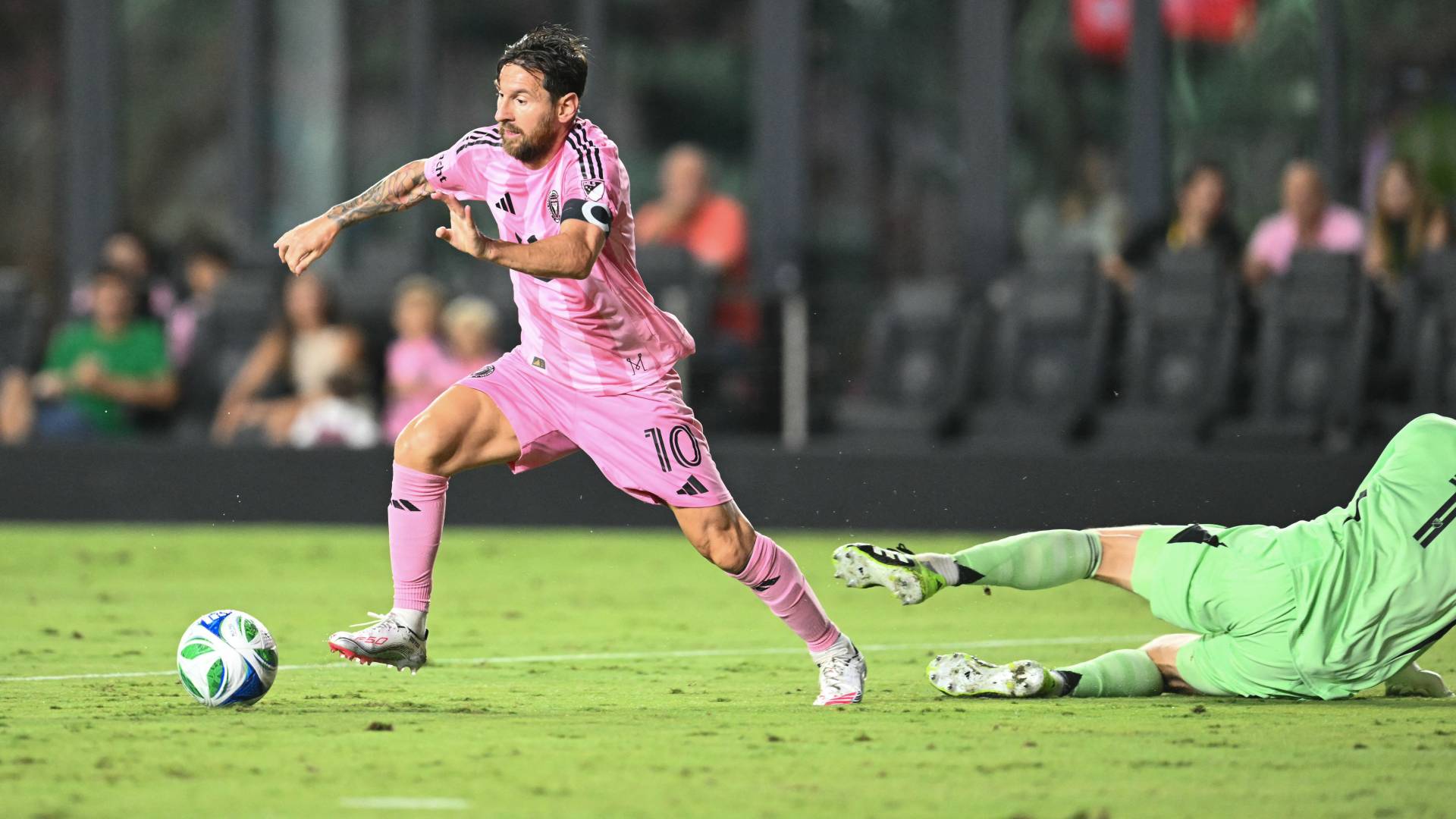 ليونيل ميسي