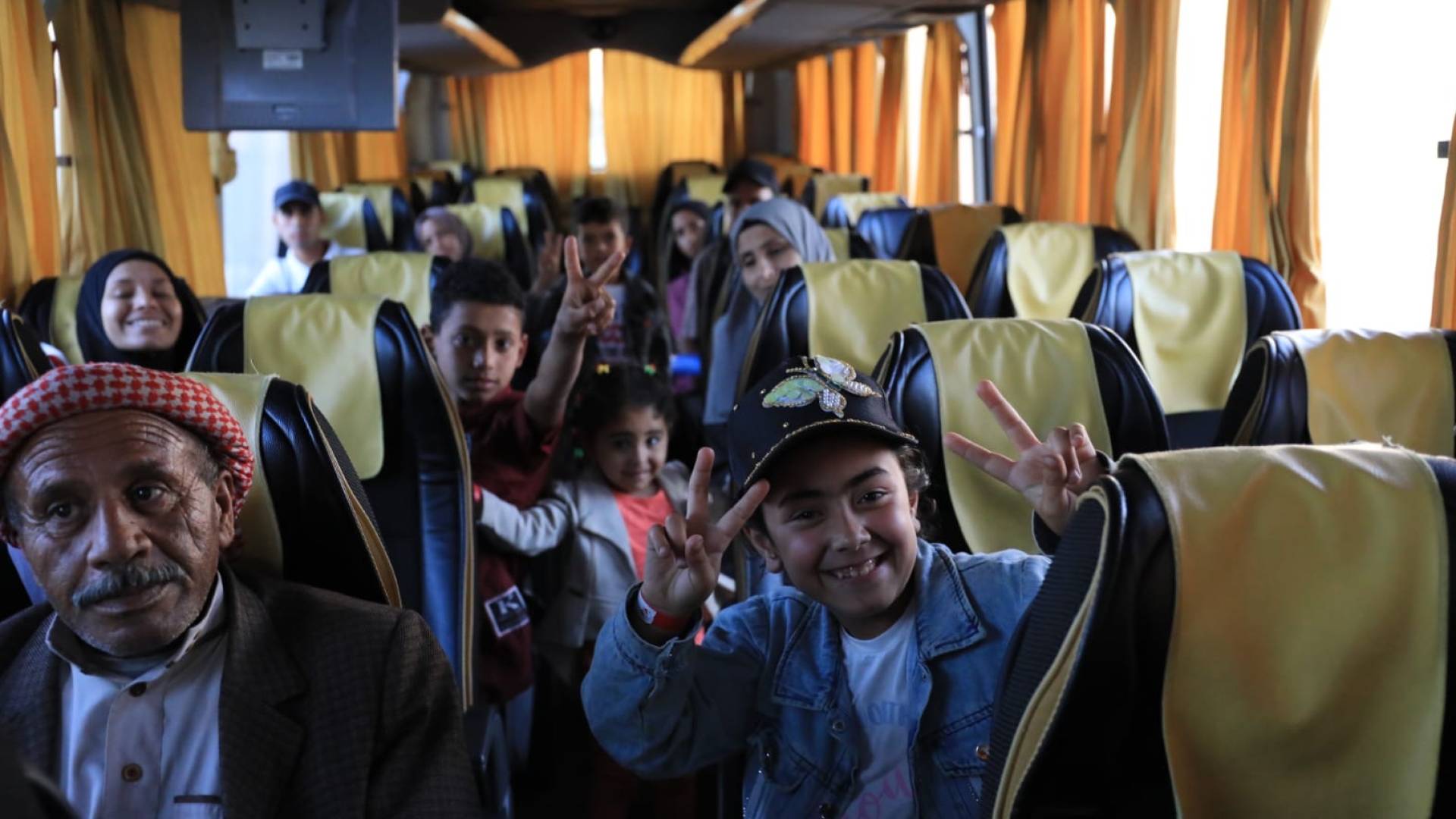 دفعة من الأطفال الفلسطينيين من قطاع غزة لتلقي العلاج في الاردن