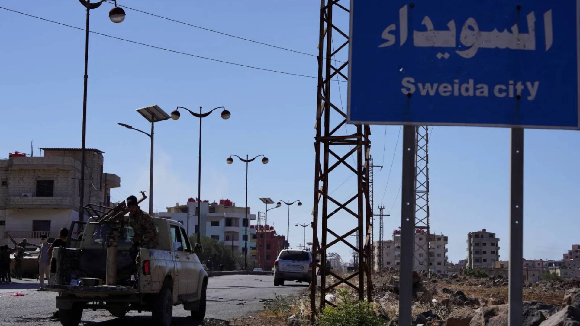 الاحتلال يزعم إرسال مساعدات إلى السويداء