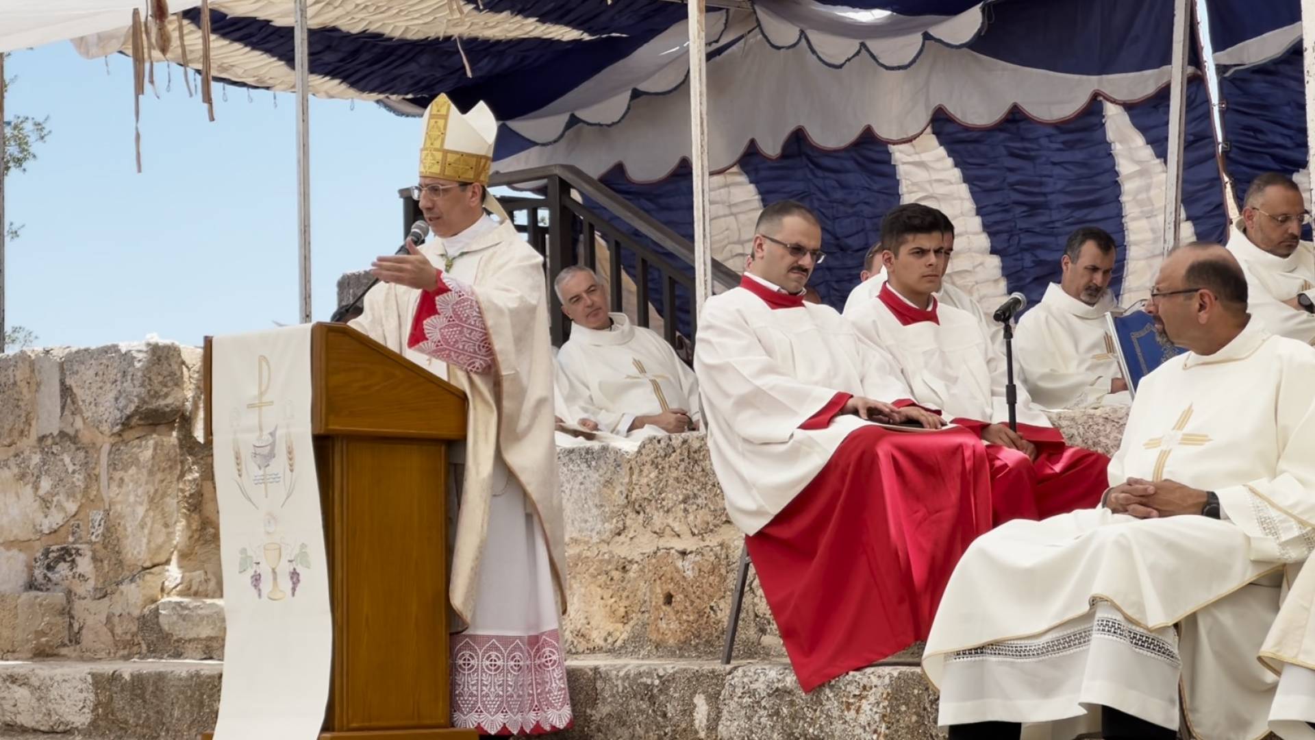 الكنيسة الكاثوليكية تحيي يوم الحج السنوي إلى مزار مار إلياس في عجلون