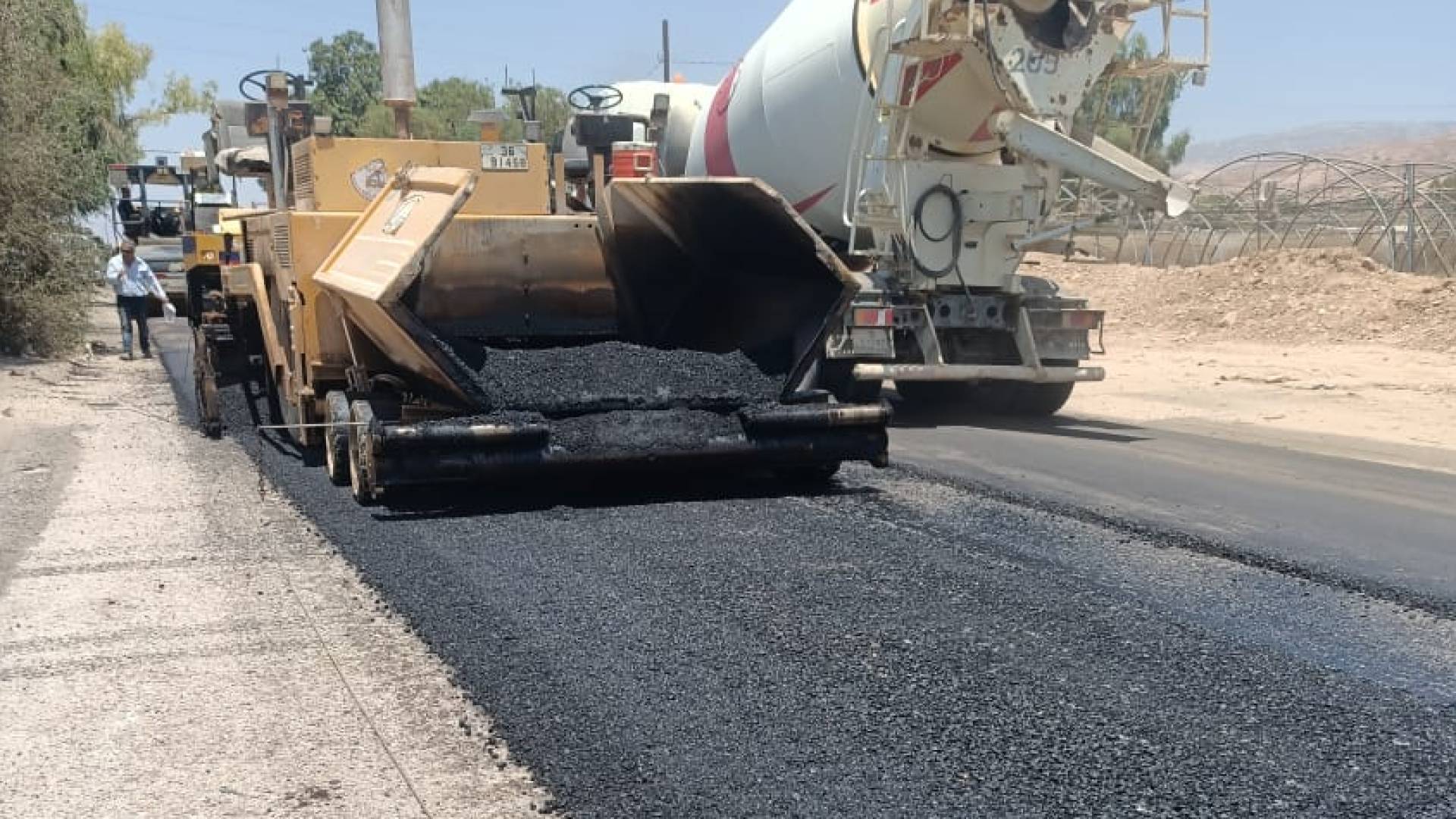 صيانة طريق دير علا الرئيسي