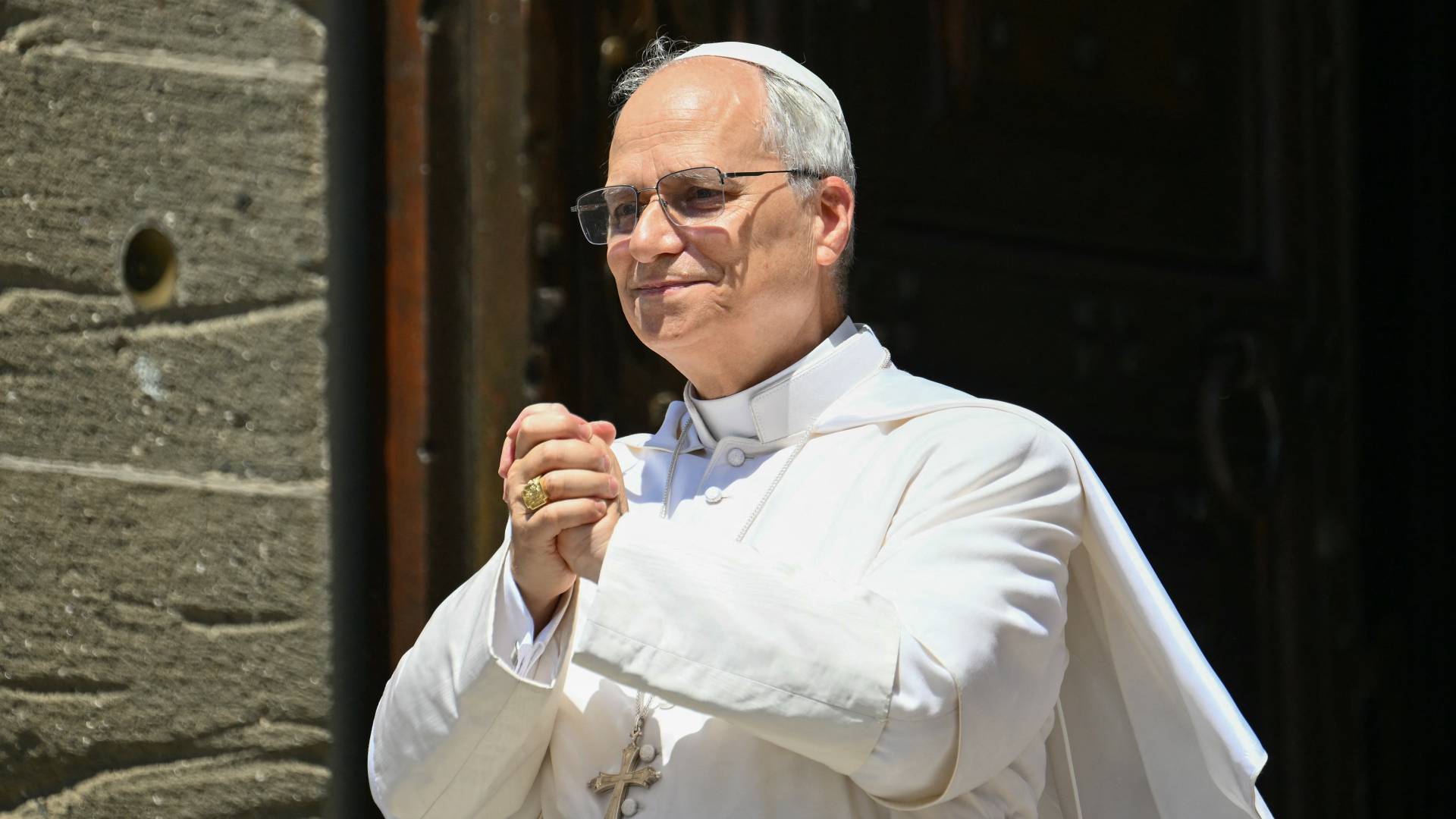 البابا لاوون الرابع عشر