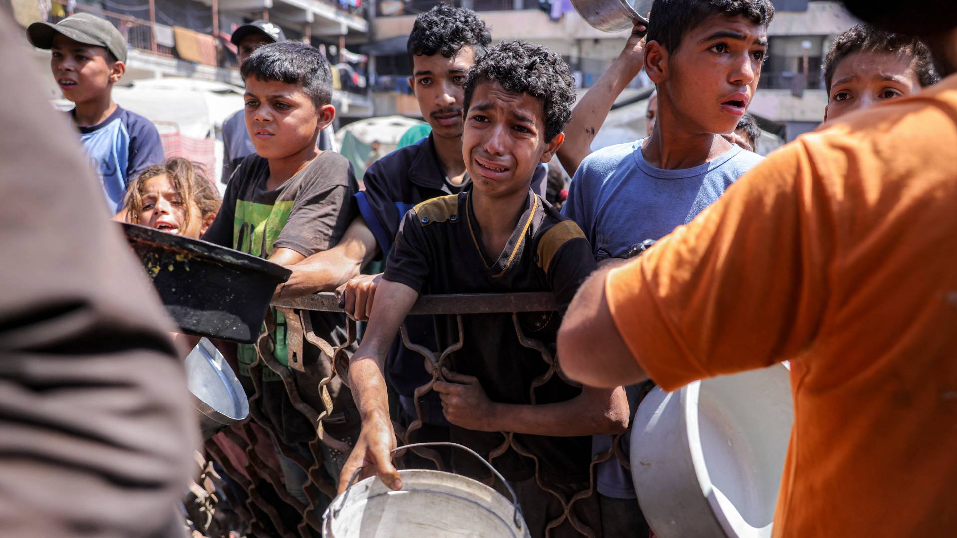 برنامج الأغذية العالمي: 1 من كل 3 أشخاص لا يتناولون الطعام لأيام في غزة