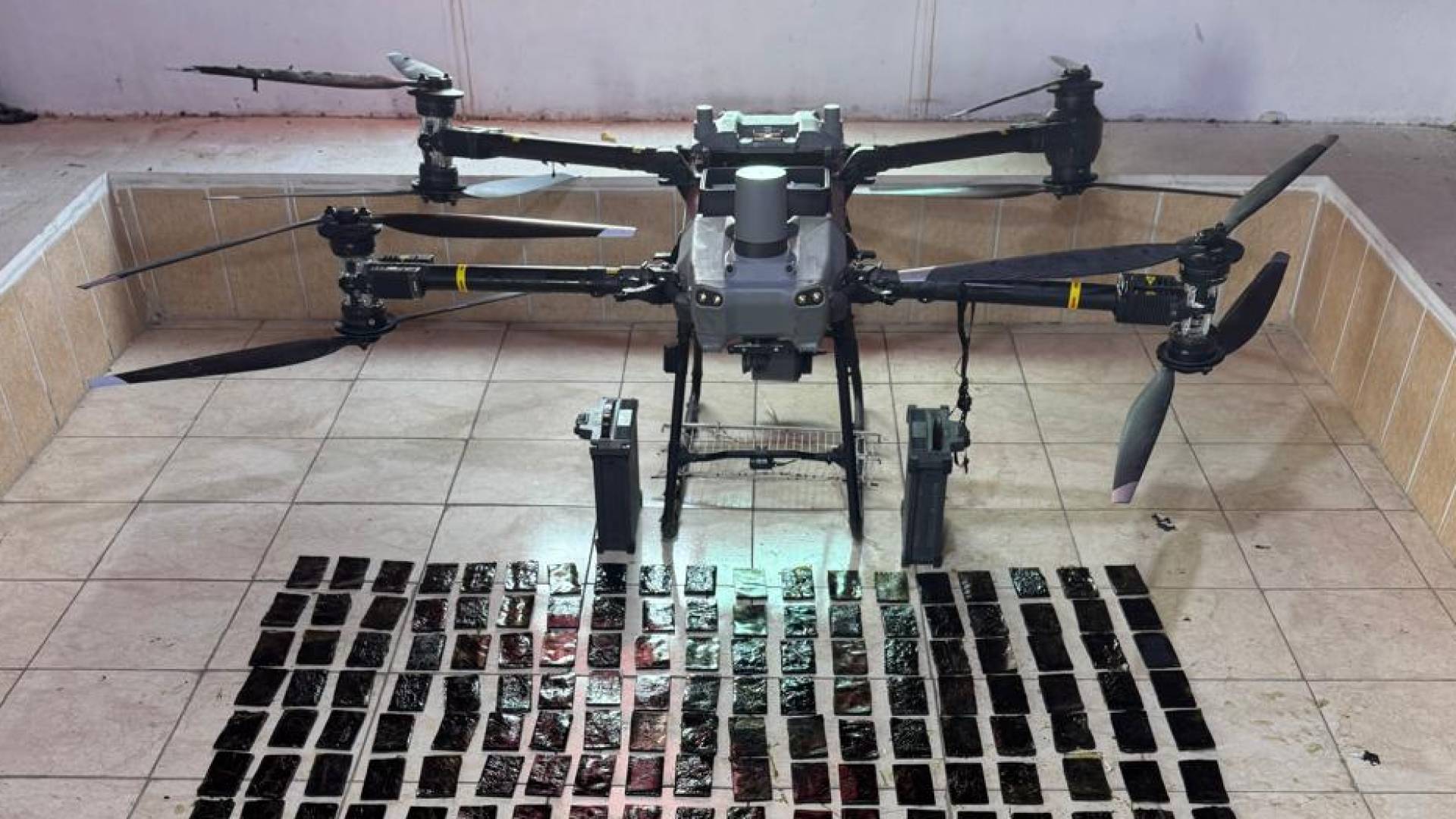 تهريب مخدرات بواسطة درون - أرشيفية