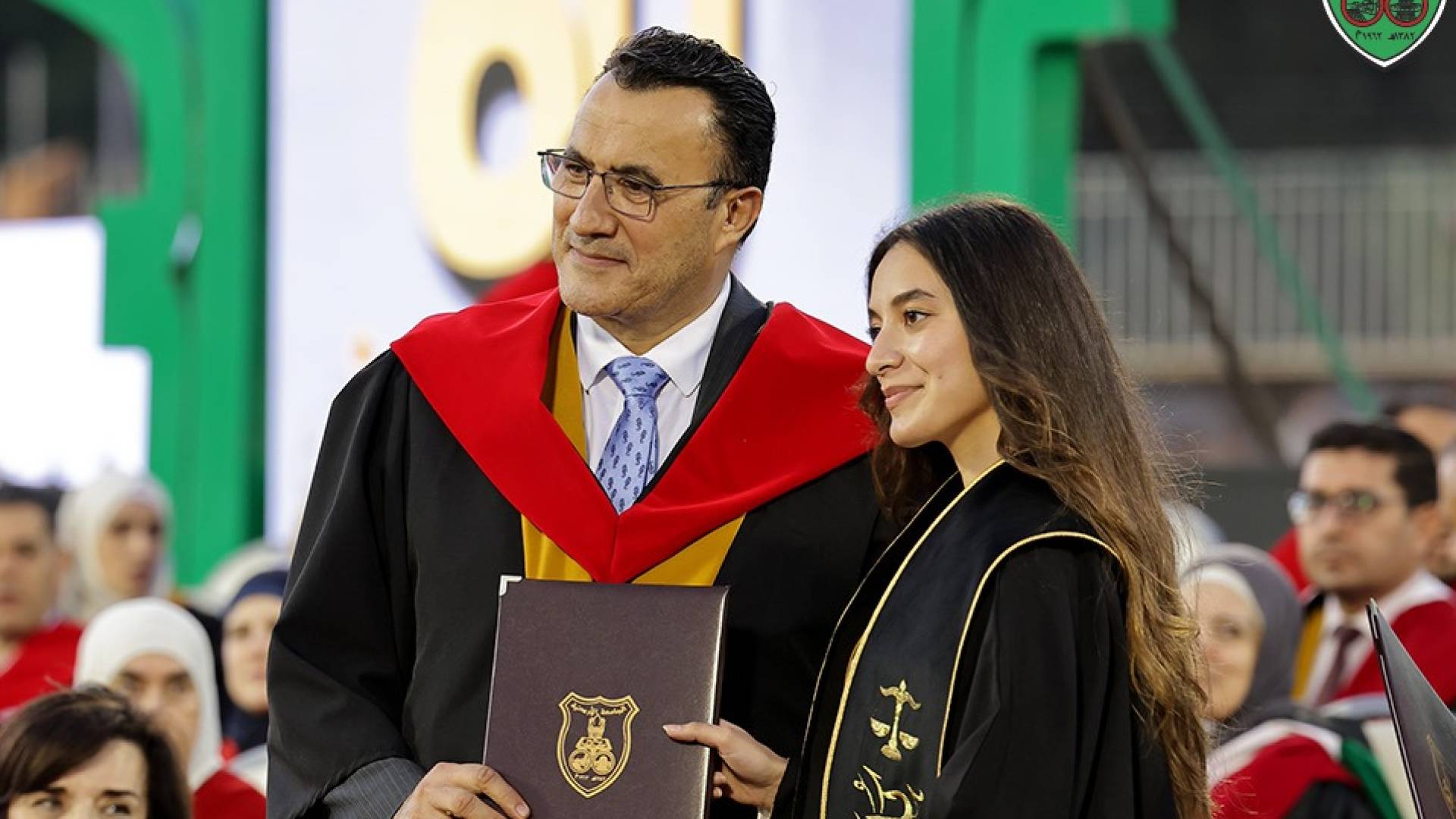 تخريج "حقوق الاردنية"