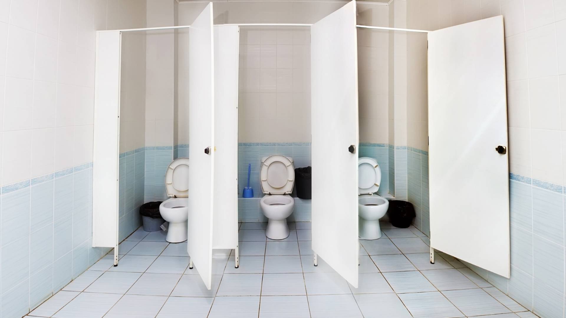 شكاوى من نقص دورات المياه العامة في عمان وخبير يوضح لـ"رؤيا" الأسباب والحلول