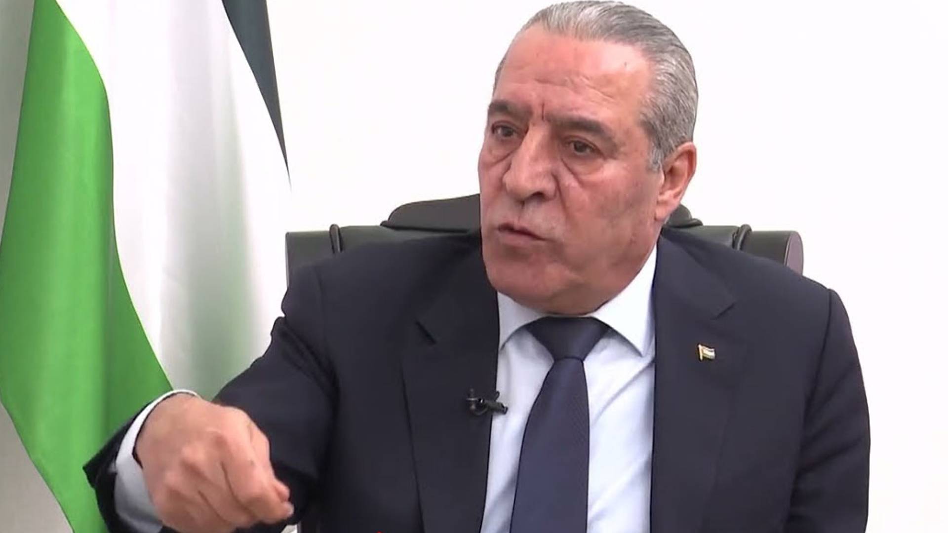 نائب رئيس الوزراء الفلسطيني، حسين الشيخ