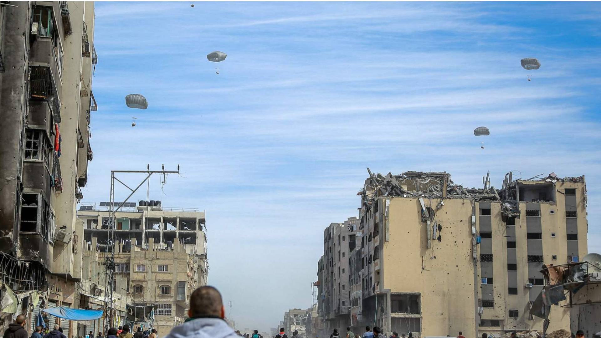 إسقاط مساعدات غذائية جو