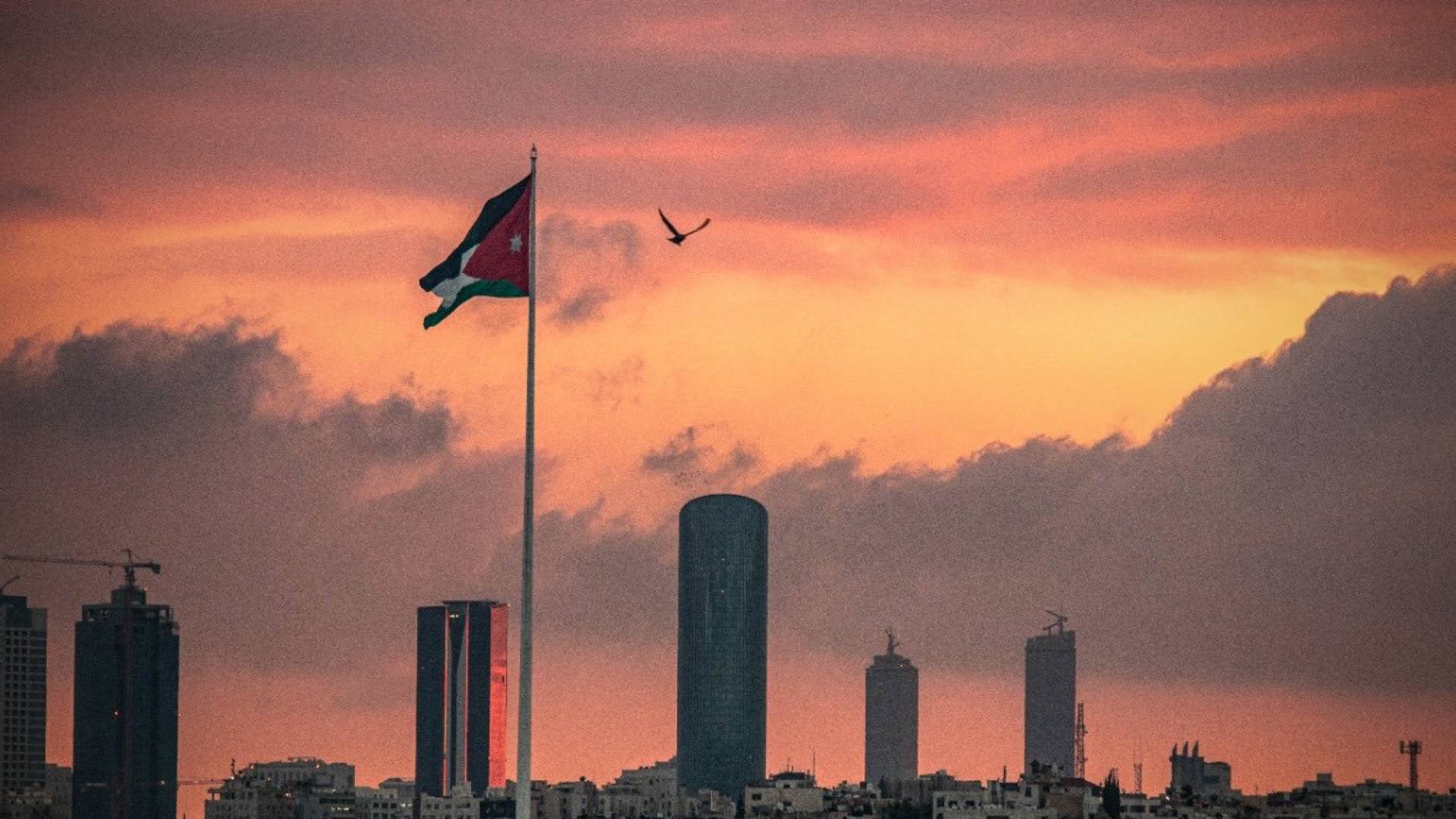 طقس حار - تعبيرية