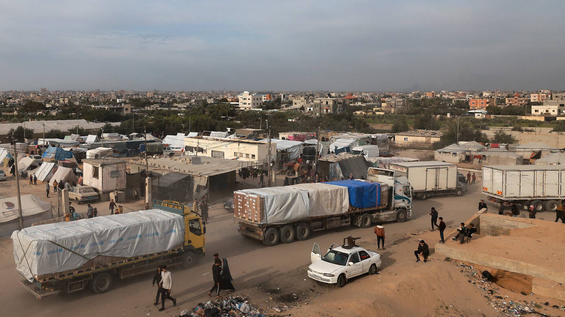 شاحنات تدخل قطاع غزة - أرشيفية