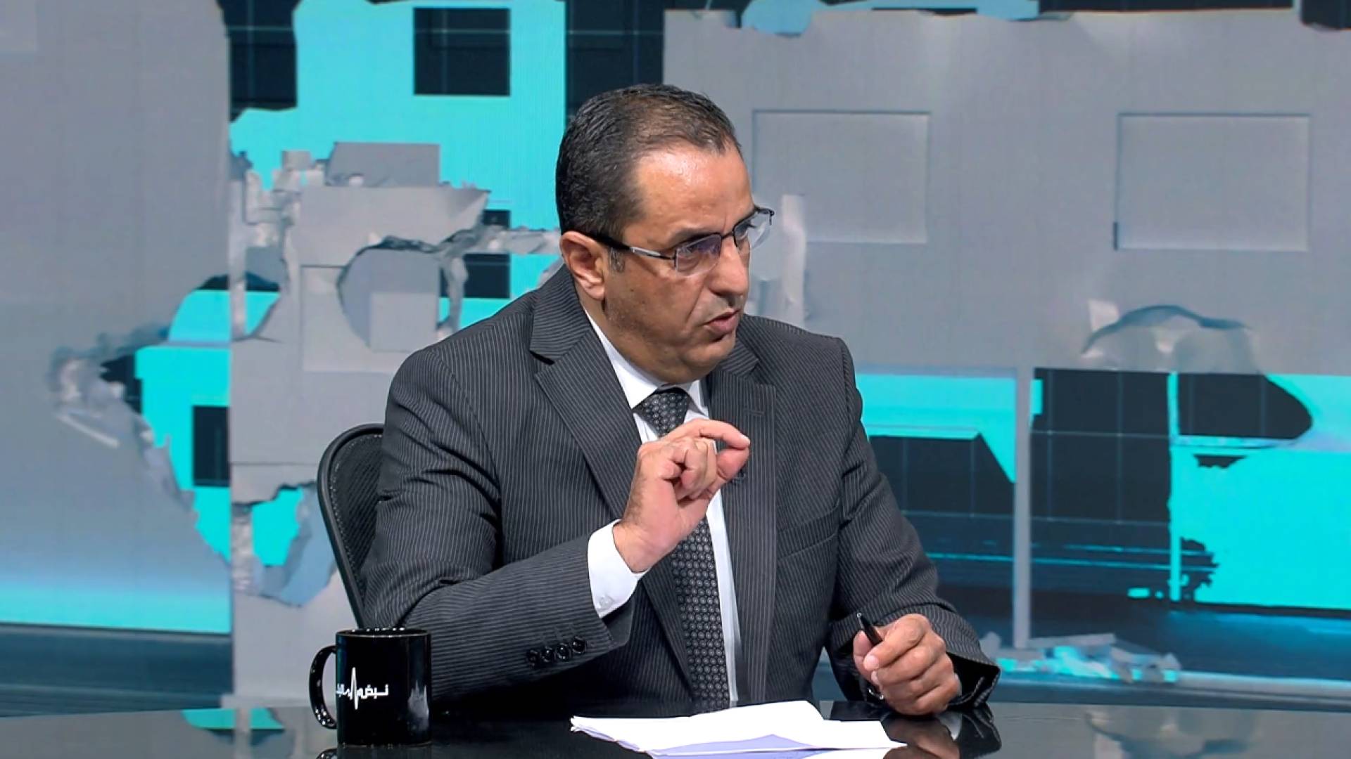 الخبير العسكري نضال أبو زيد