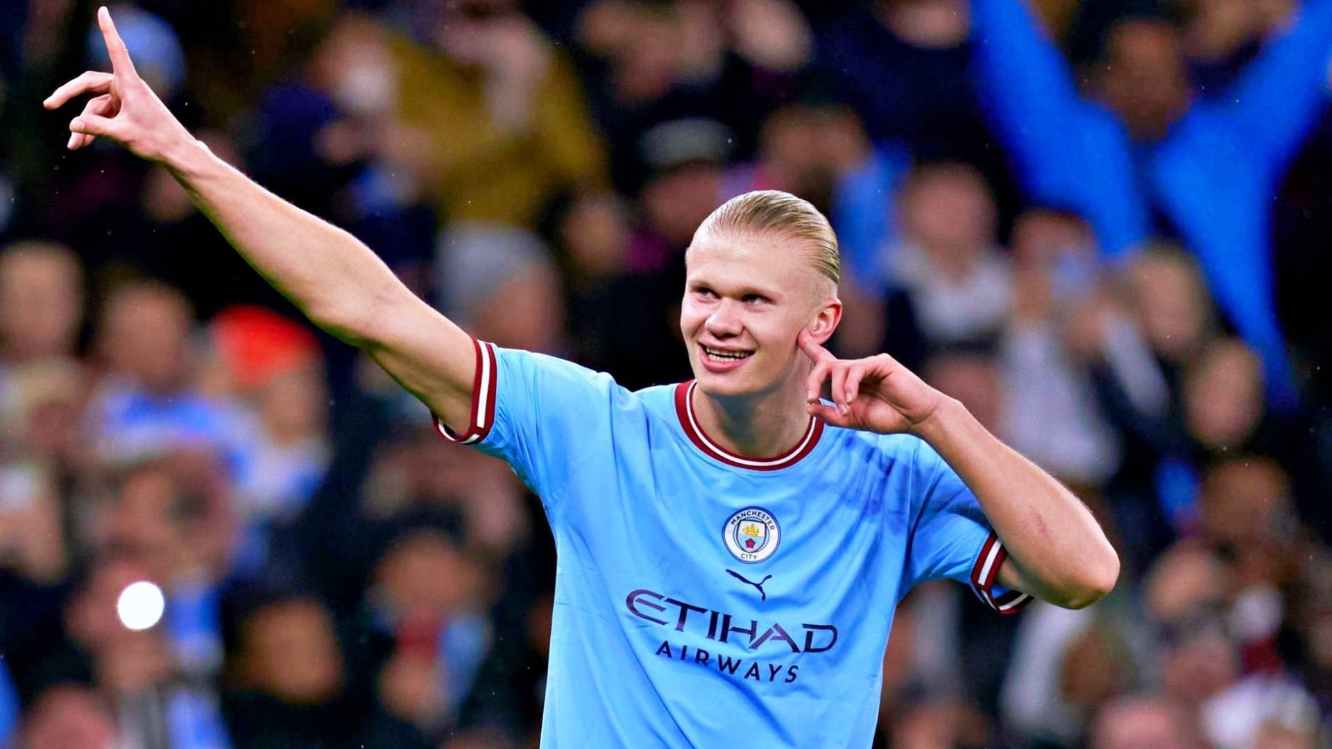 النجم النرويجي إيرلينغ هالاند مهاجم مانشستر سيتي