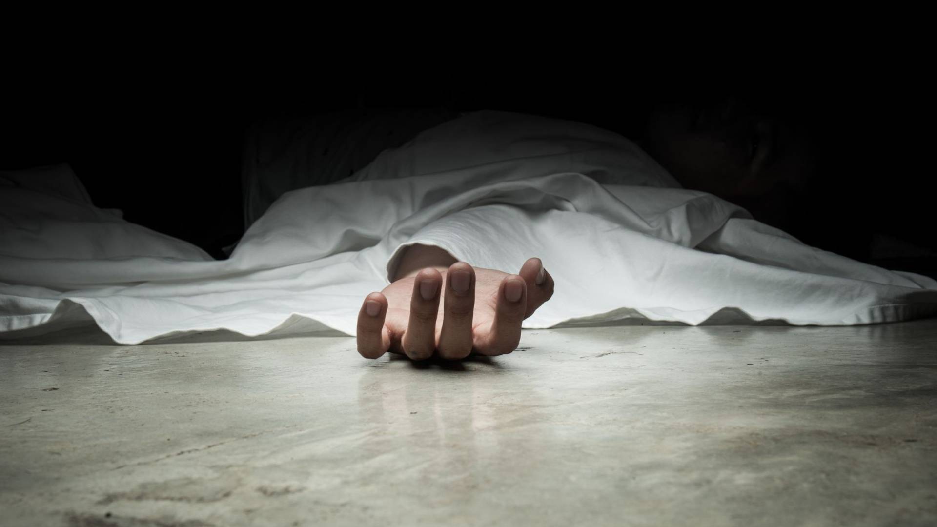 صورة تعبر عن مقتل فتاة