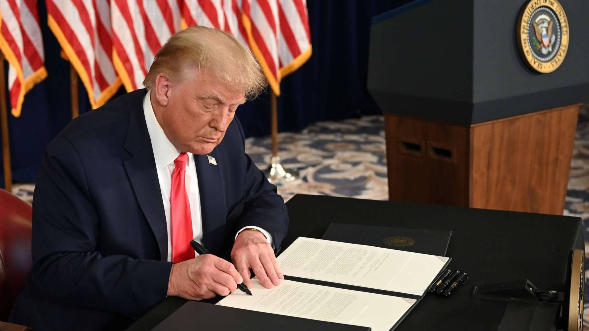 الرئيس الامريكي دونالد ترمب