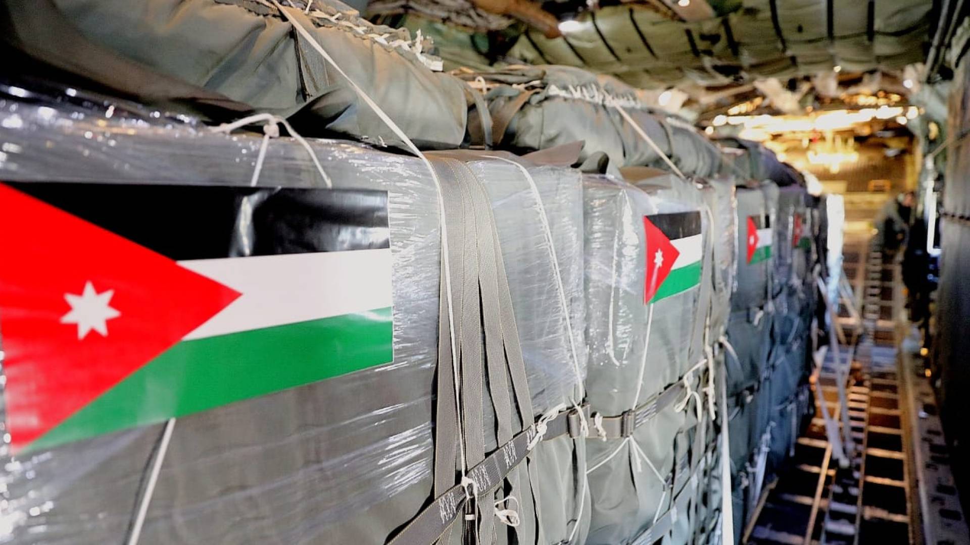 مساعدات انسانية لغزة