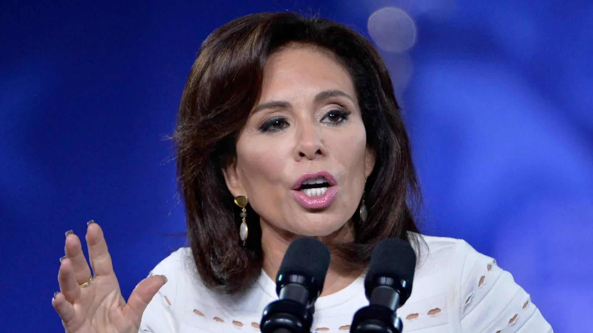 القاضية ومقدمة البرامج التلفزيونية السابقة جانين بيرو