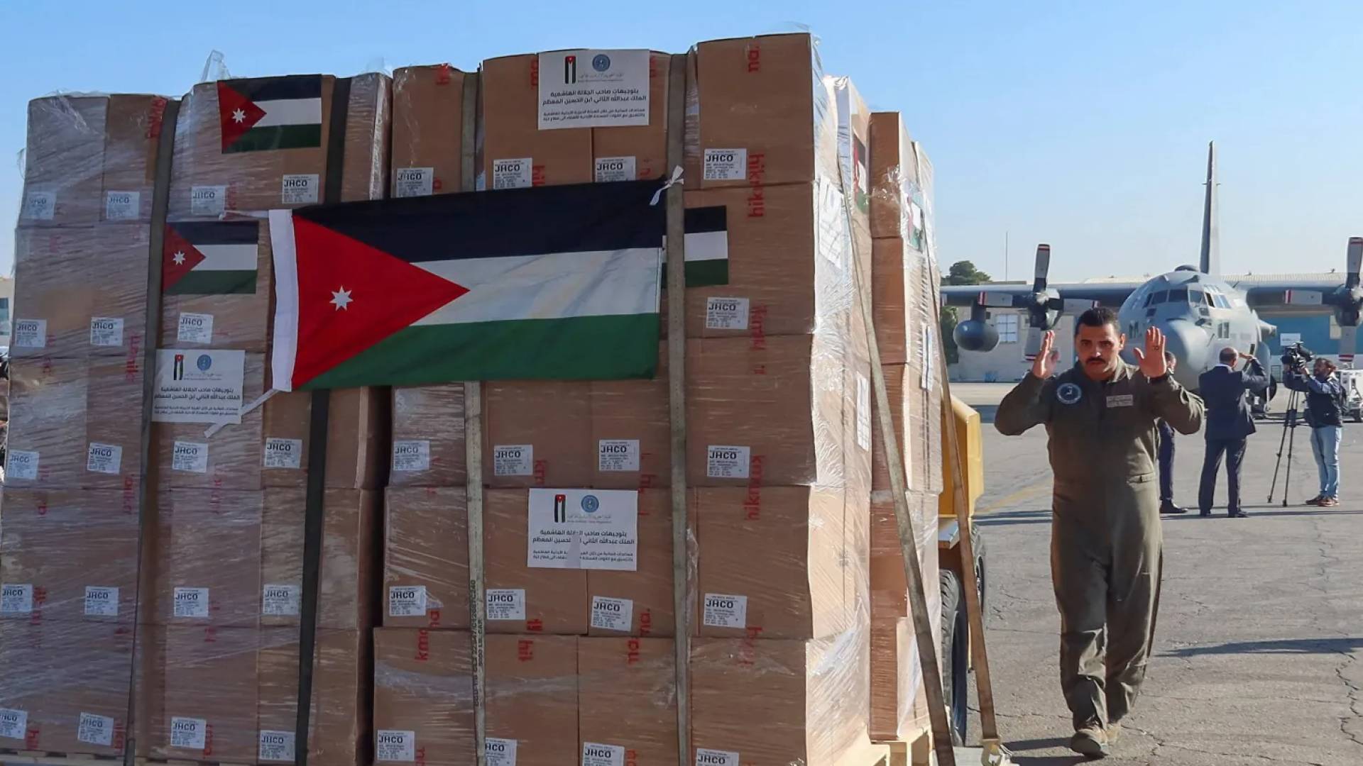 مساعدات اردنية لغزة