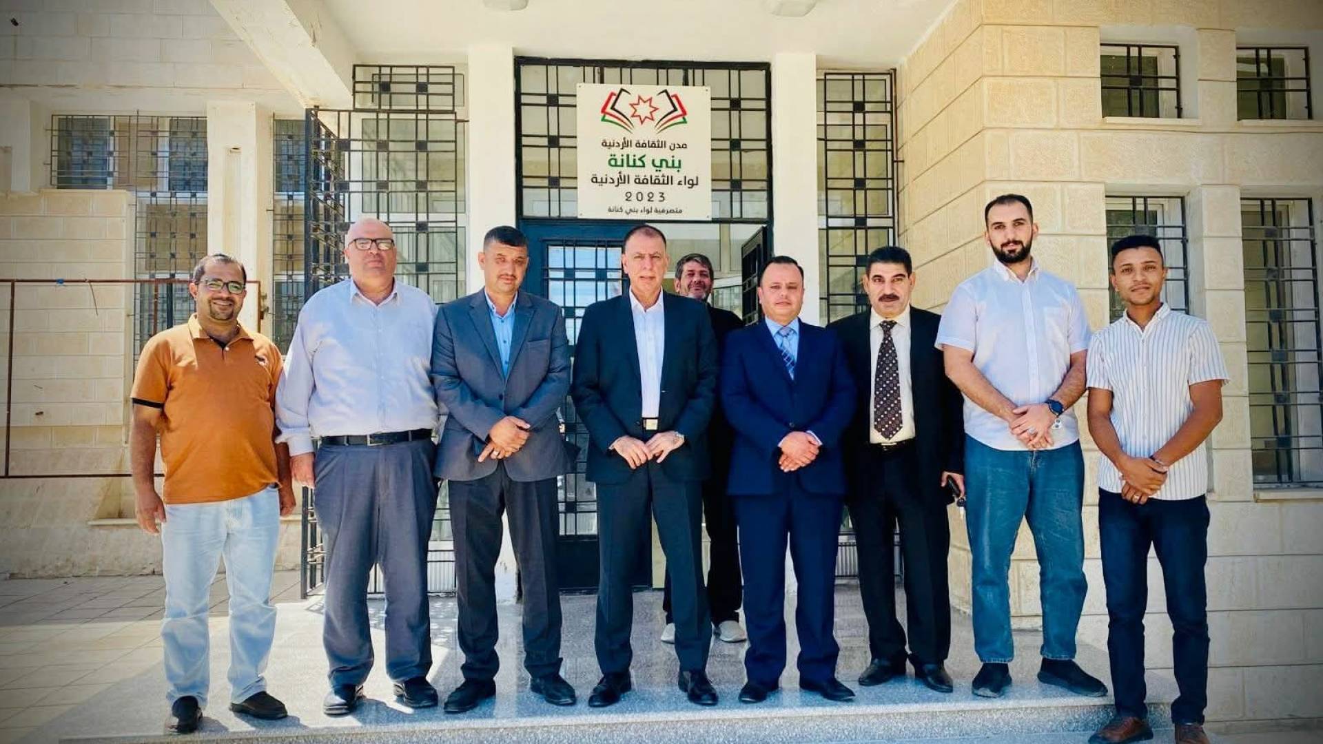 الفراية يؤكد من لواء بني كنانة في إربد أهمية تحسين الخدمات ومتابعة شكاوى المواطنين