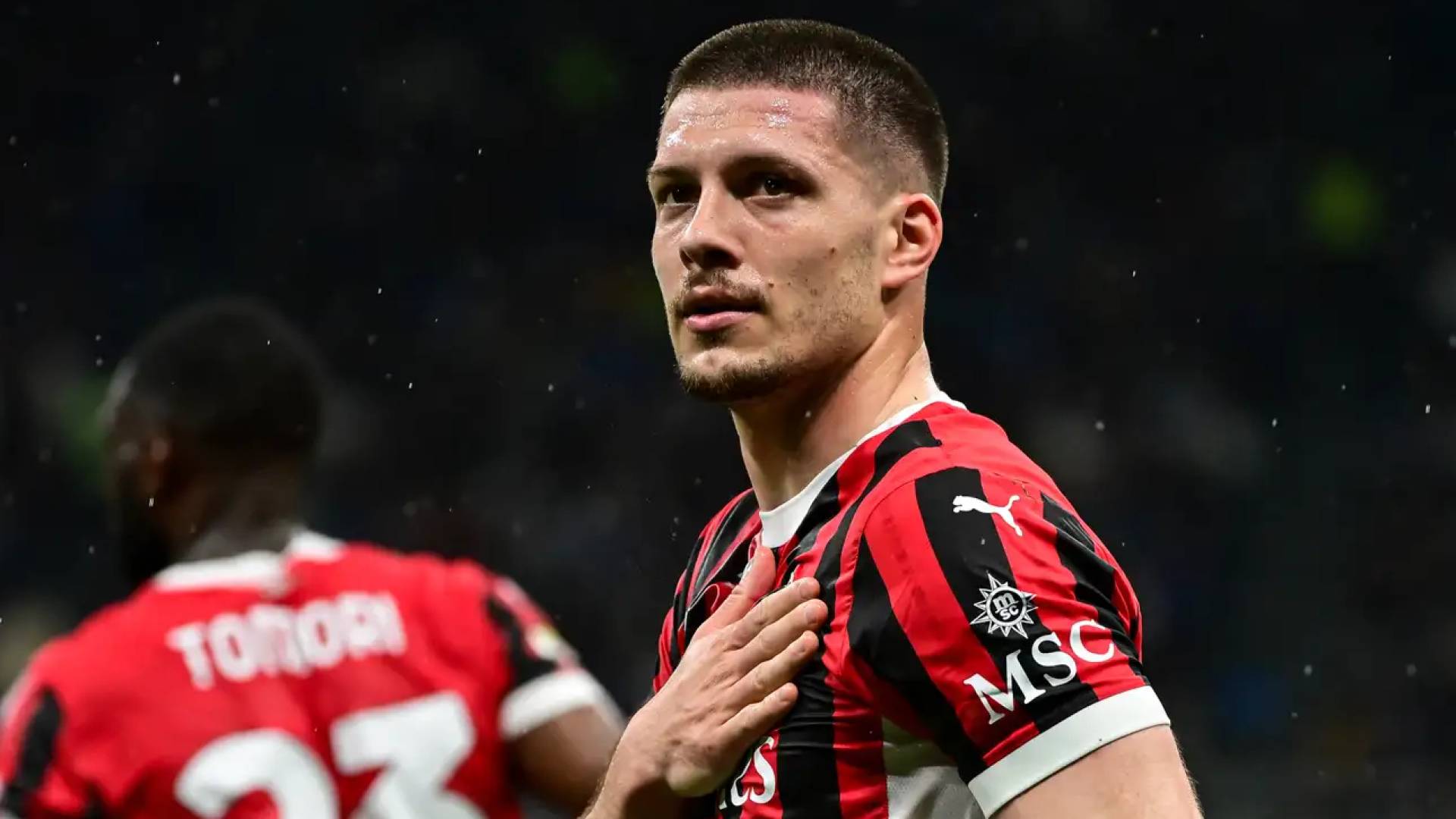 المهاجم الدولي الصربي لوكا يوفيتش