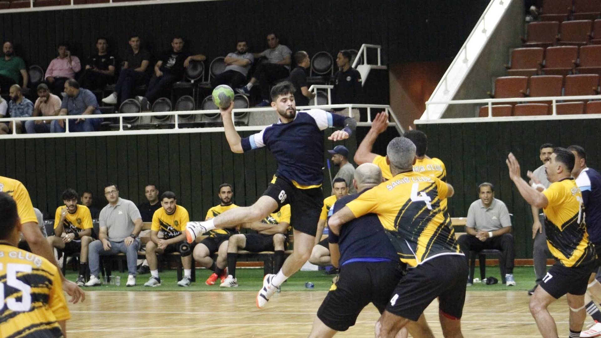 من منافسات الدوري