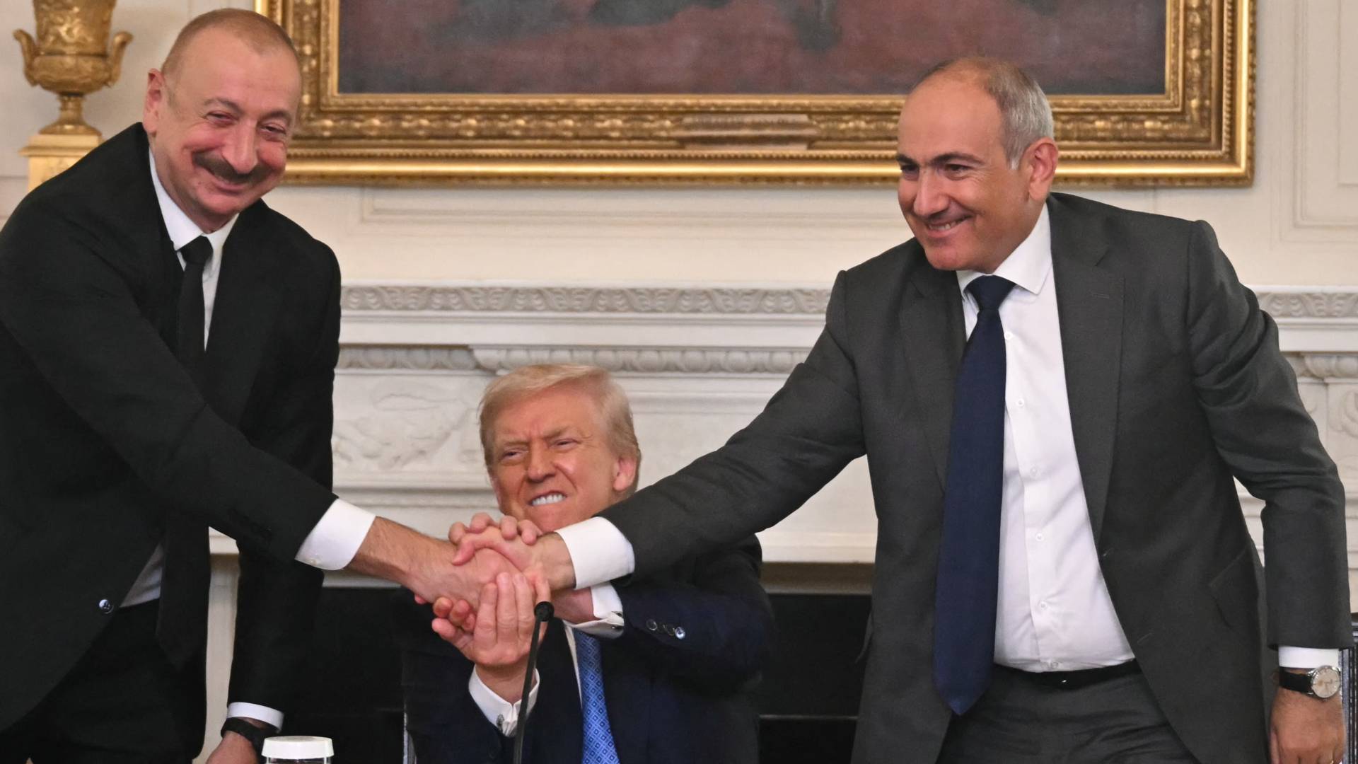 ترمب يشارك في مراسم توقيع ثلاثية مع الرئيس الأذربيجاني ورئيس وزراء أرمينيا