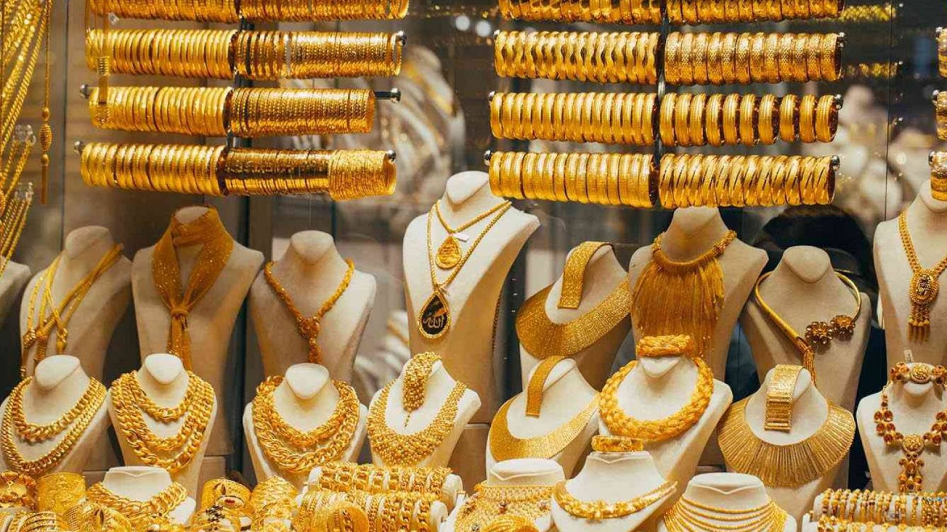 تعرف إلى أسعار الذهب والليرات في الأردن السبت