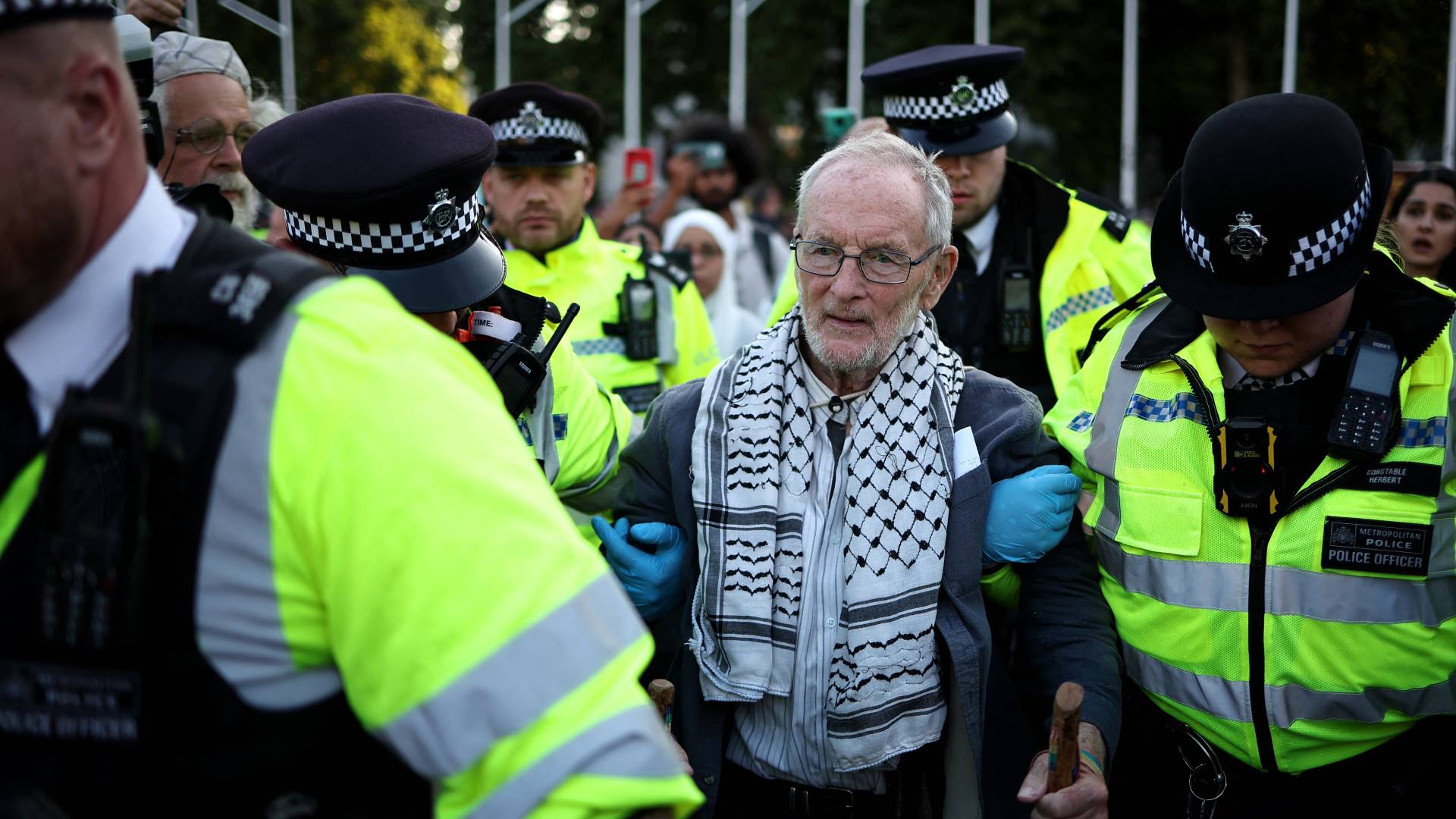 الشرطة البريطانية تعتقل 466 متظاهرا في لندن لدعمهم منظمة "فلسطين أكشن" المحظورة