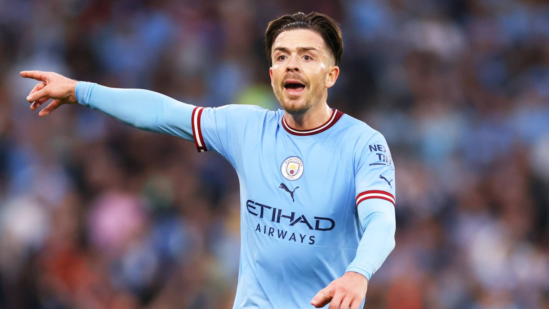 إيفرتون يضم جاك غريليش في صفقة إعارة من مانشيستر سيتي