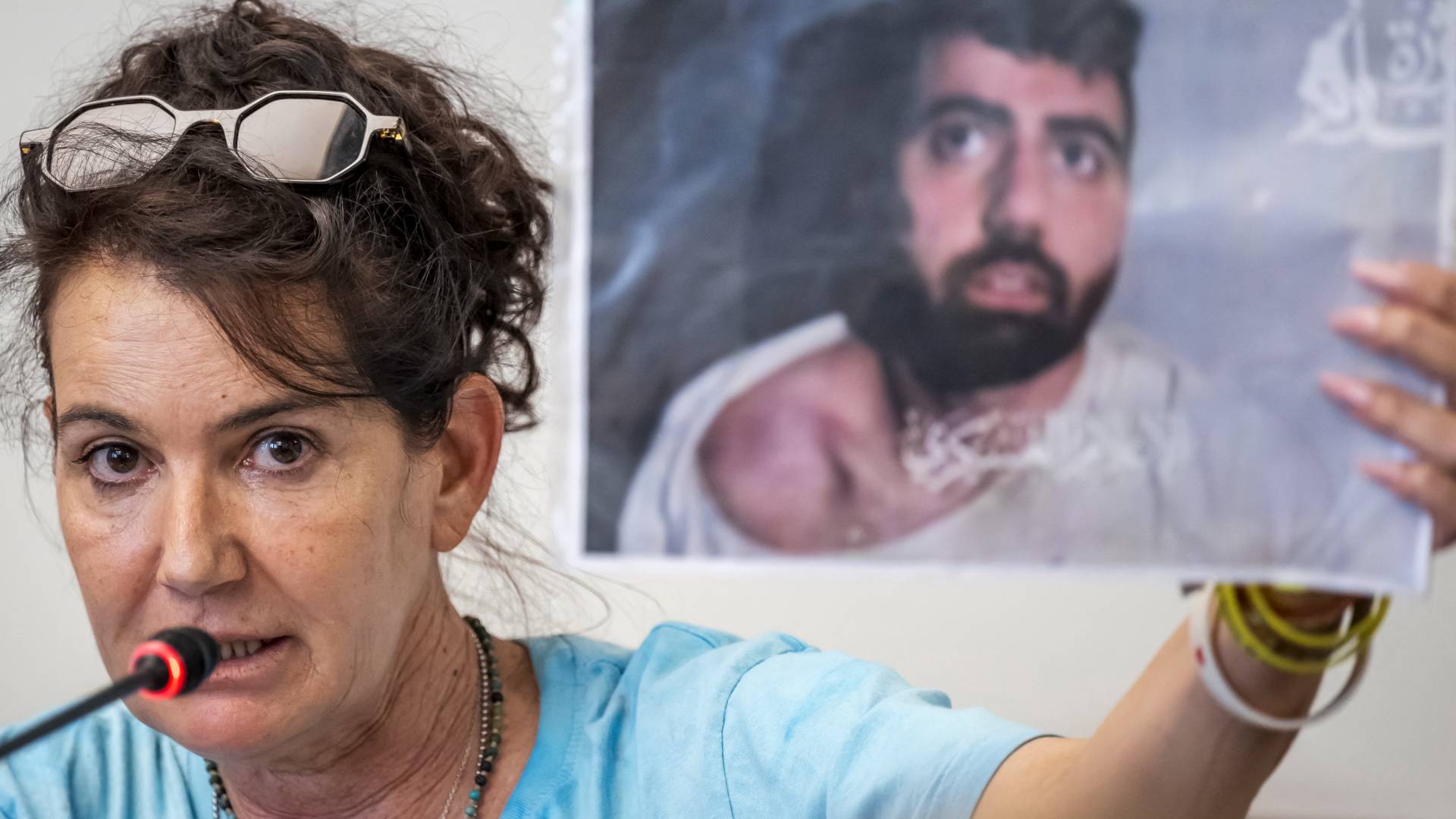 ام المحتجز لدى حماس