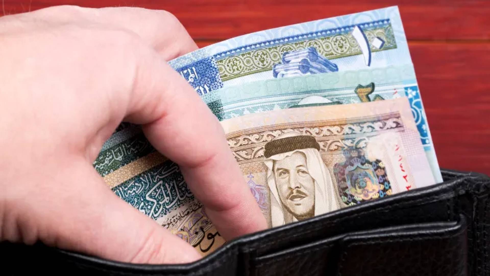مهم من ضريبة الدخل والمبيعات بشأن صرف رديات المكلفين