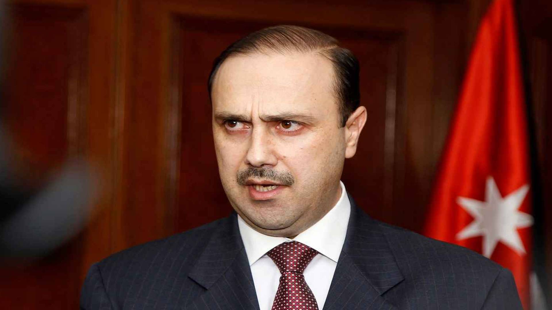 وزير الاتصال الحكومي الناطق الرسمي باسم الحكومة الأردنية-الدكتور محمد المومني