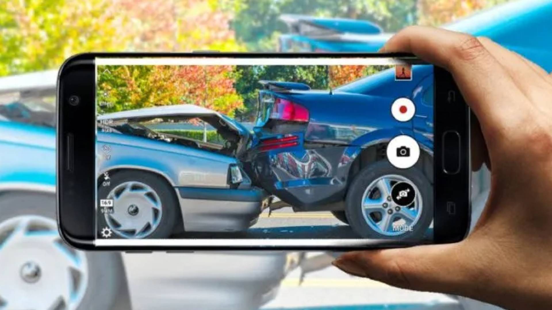 تصوير حادث "تعبيرية"